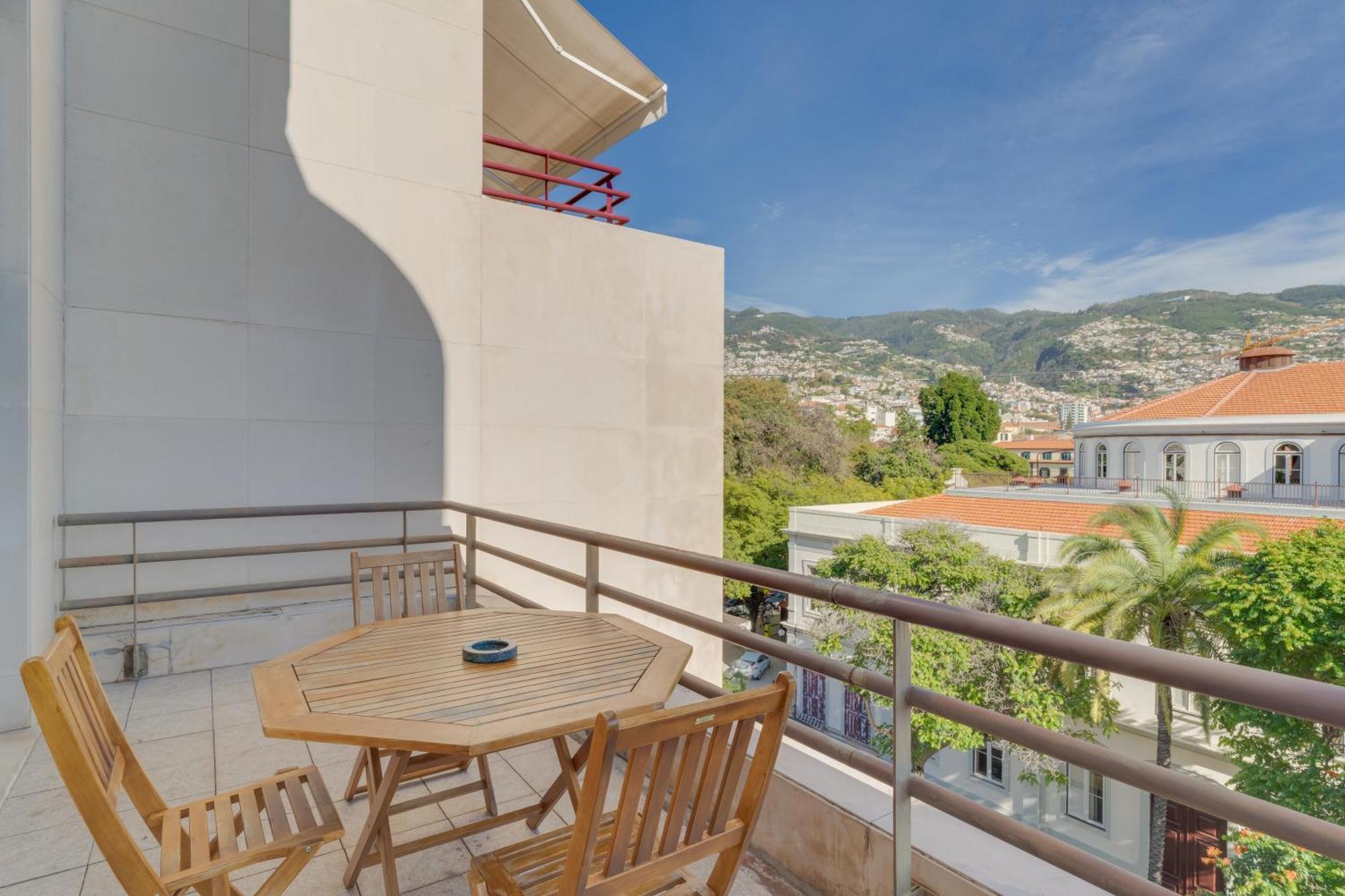 Apartment Avenida Arriaga 405 Funchal (Madeira)