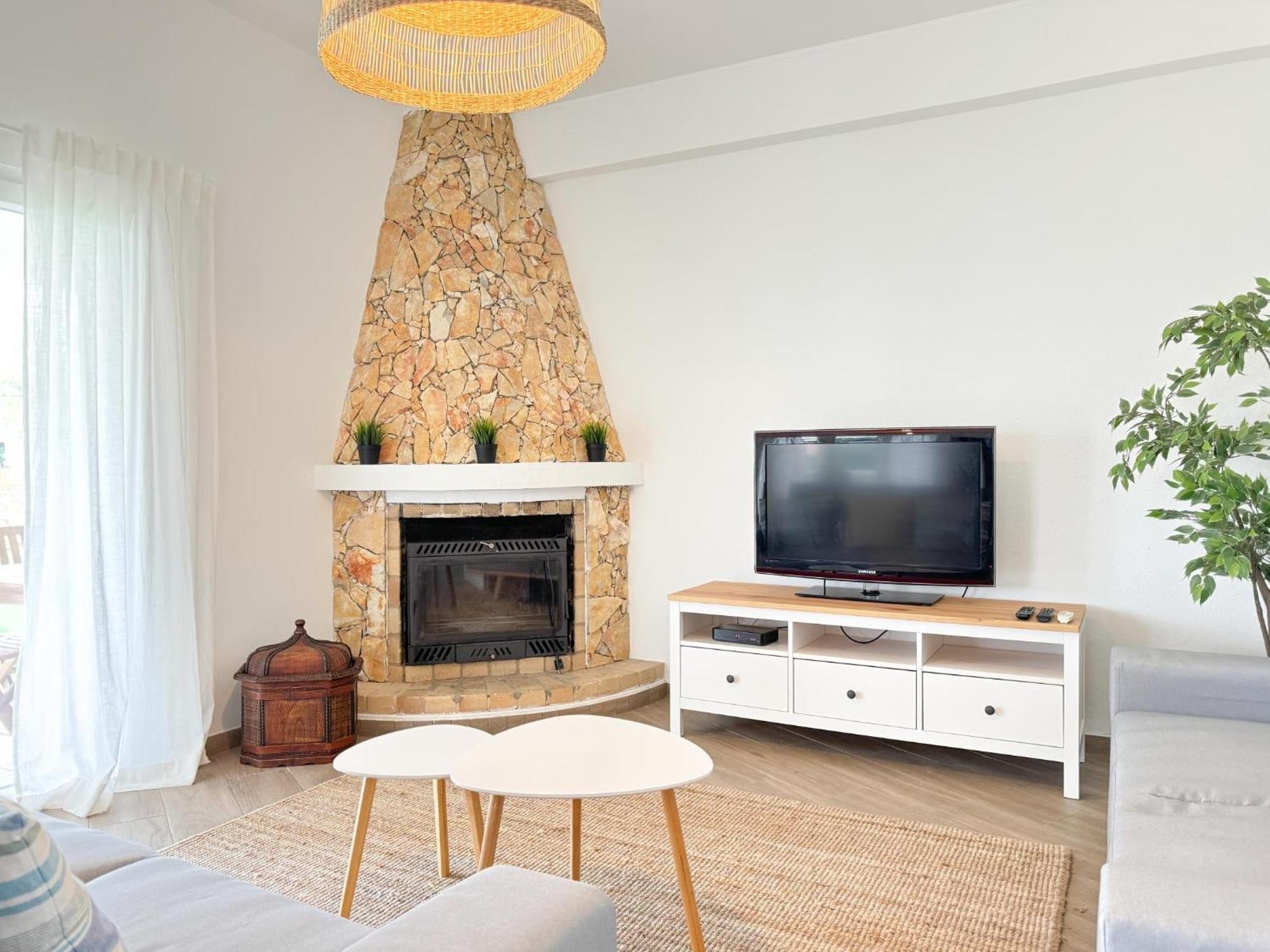 Charming House With Pool And Close To Beaches #1946 Apartment Lagos