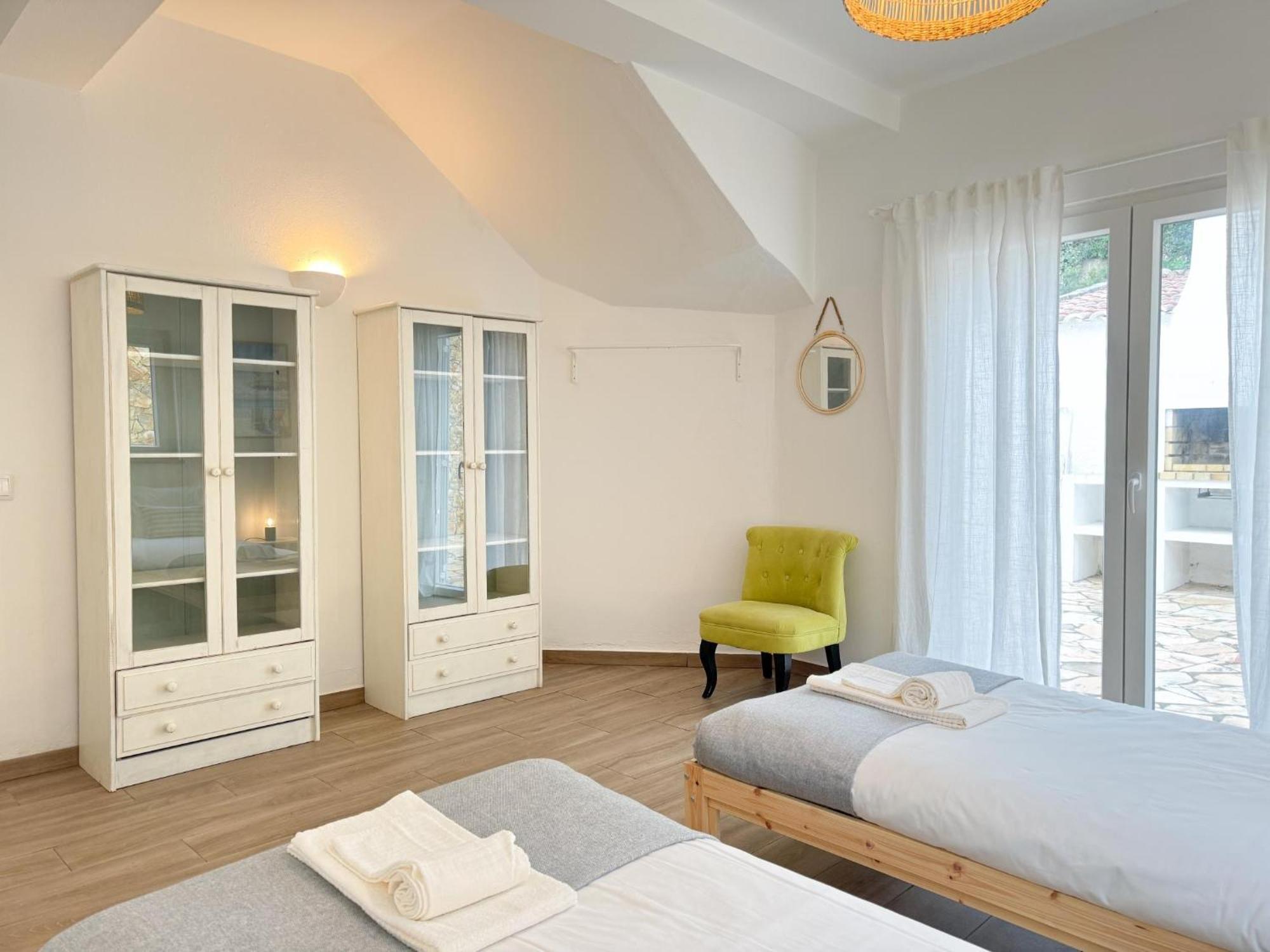 Charming House With Pool And Close To Beaches #1946