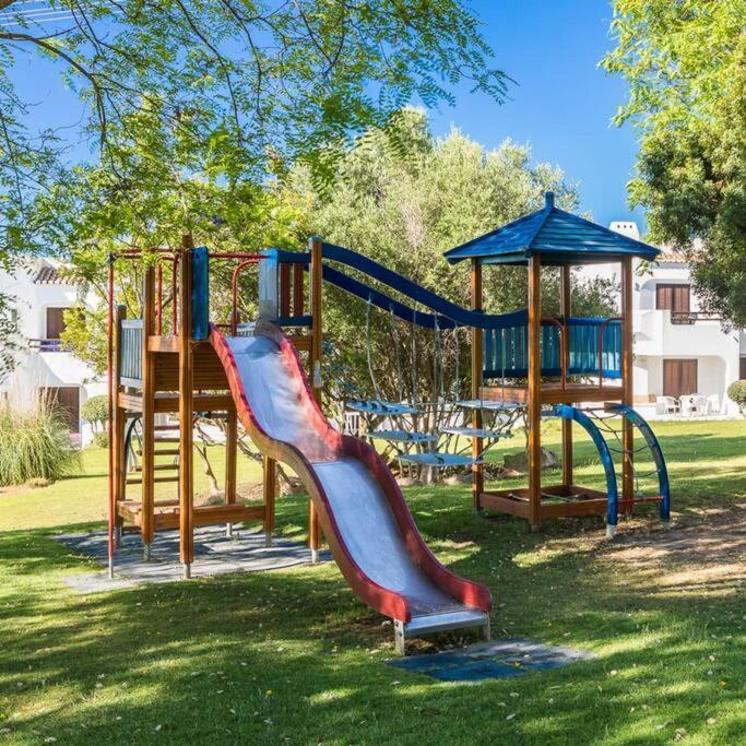 Vakantiehuis Excellent 1 Bedroom - Em Clube Garden Village Albufeira