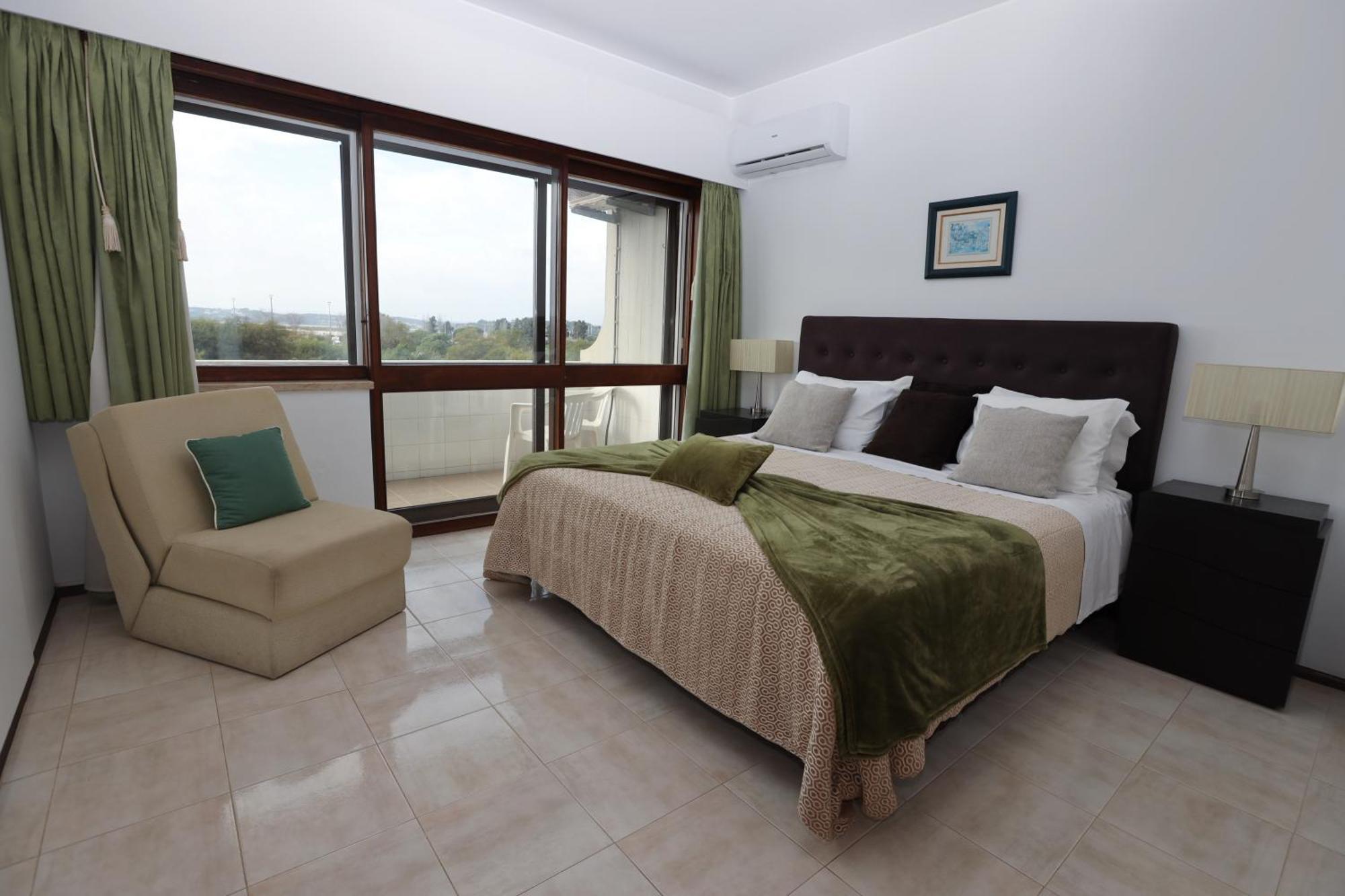 Front Line Bay Apartment Alvor