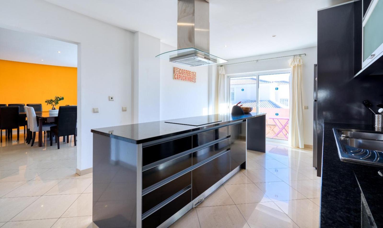 Full Private 300sqm Jacuzzi Heated Pool Ideal & Quiet Location Villa Albufeira