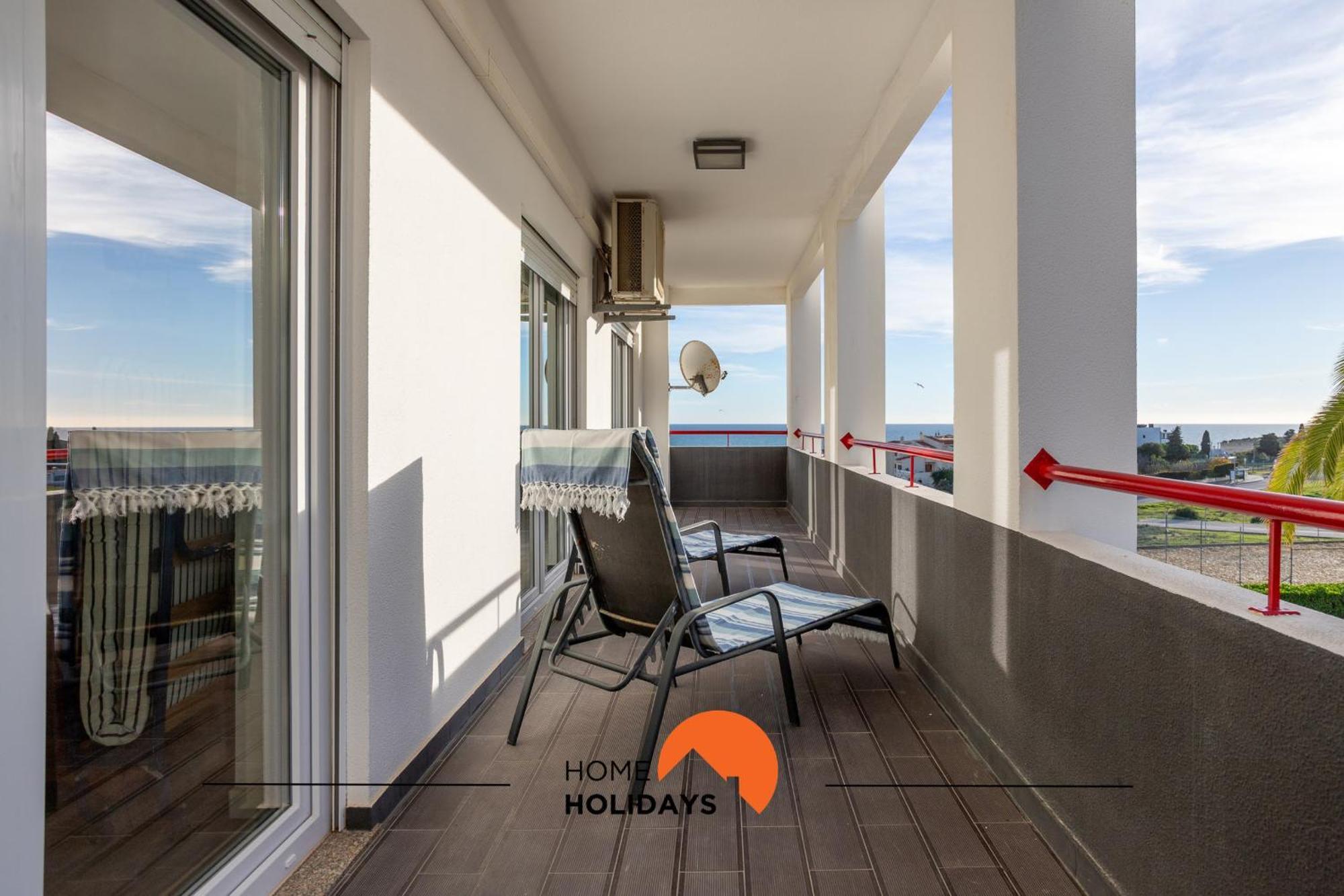 #193 Luxury Ocean View By Holidays Apartamento Porches (Algarve)
