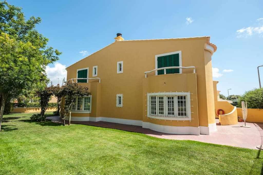 Villa Unique With Ocean View Pool Tennis