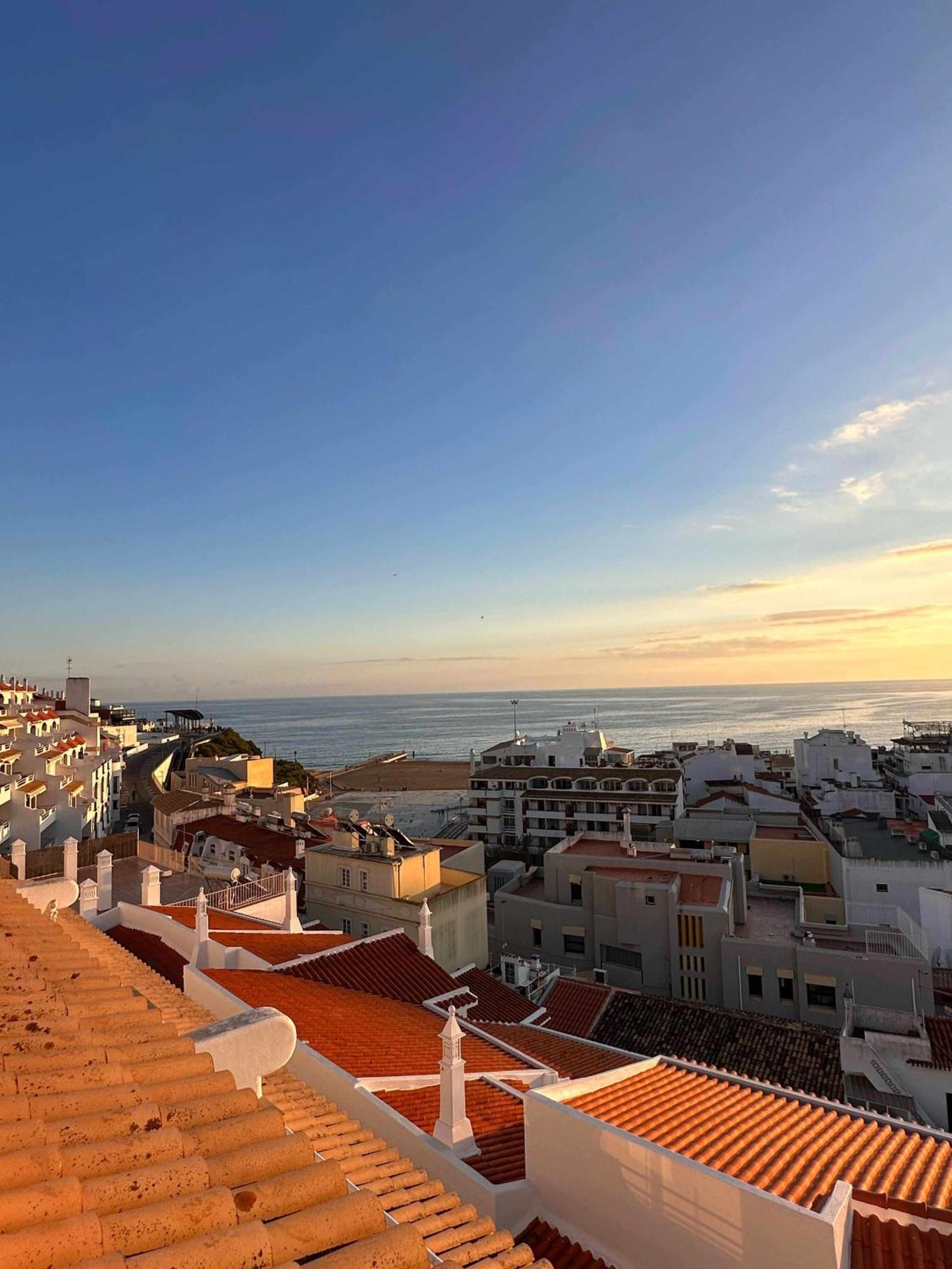 Deluxe Flat By Holidays Apartamento