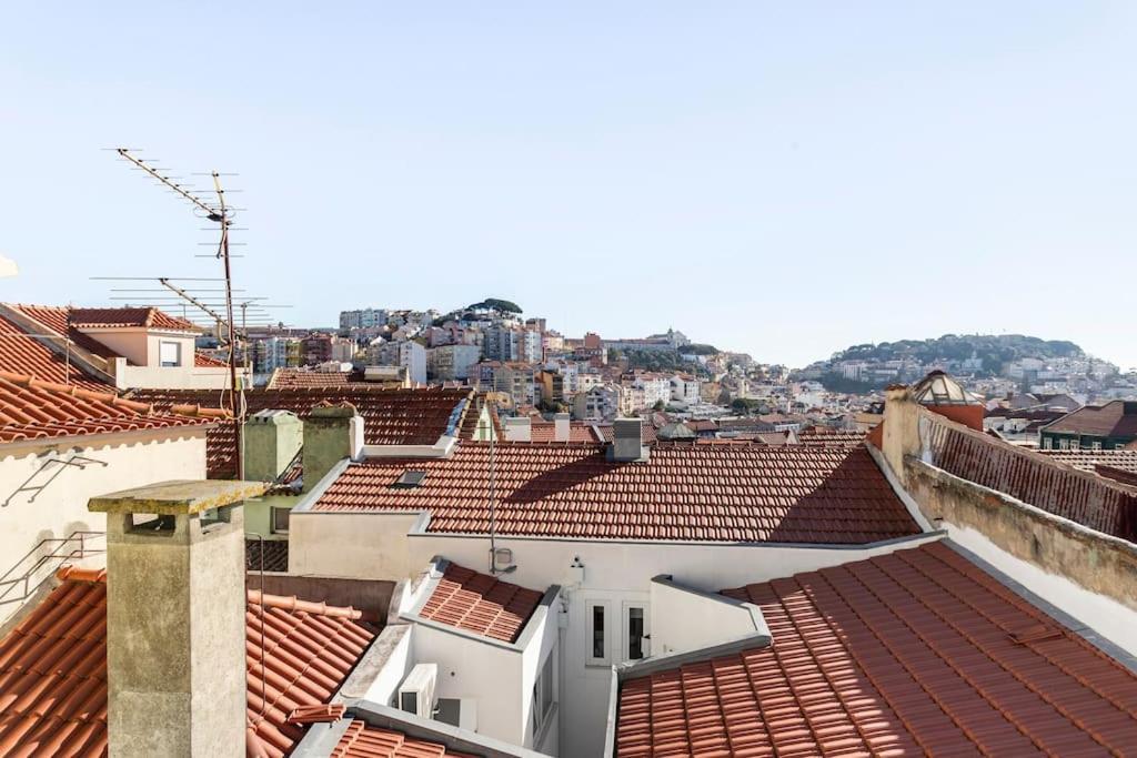 16 - Skyline Terrace Apartment