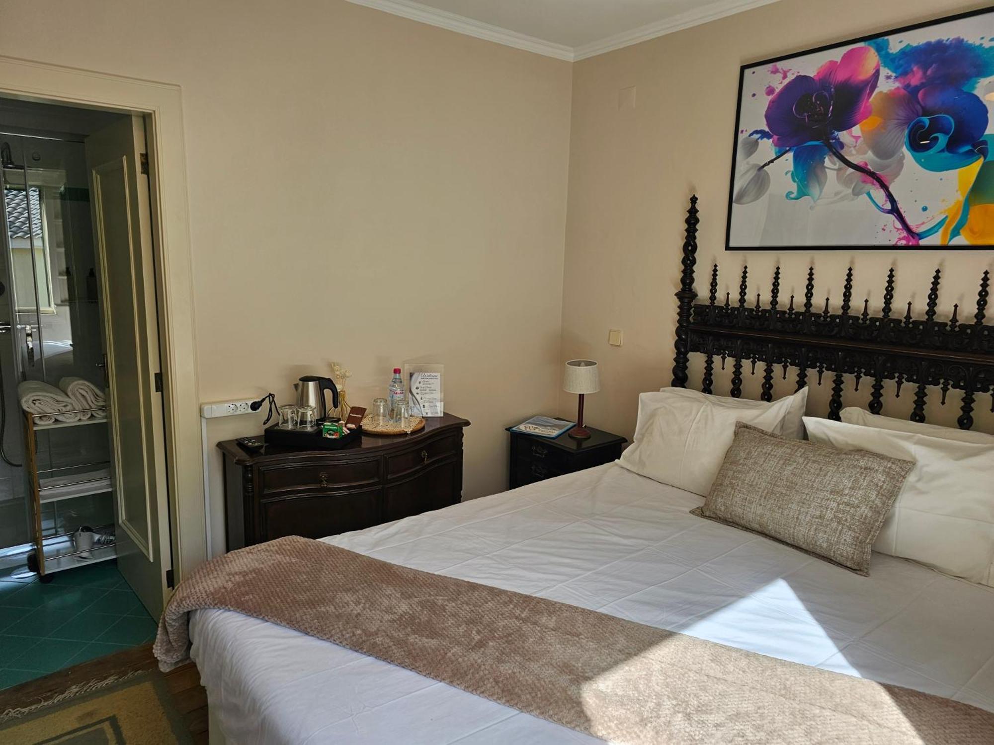 Casa Videiras Bed & Breakfast 3*