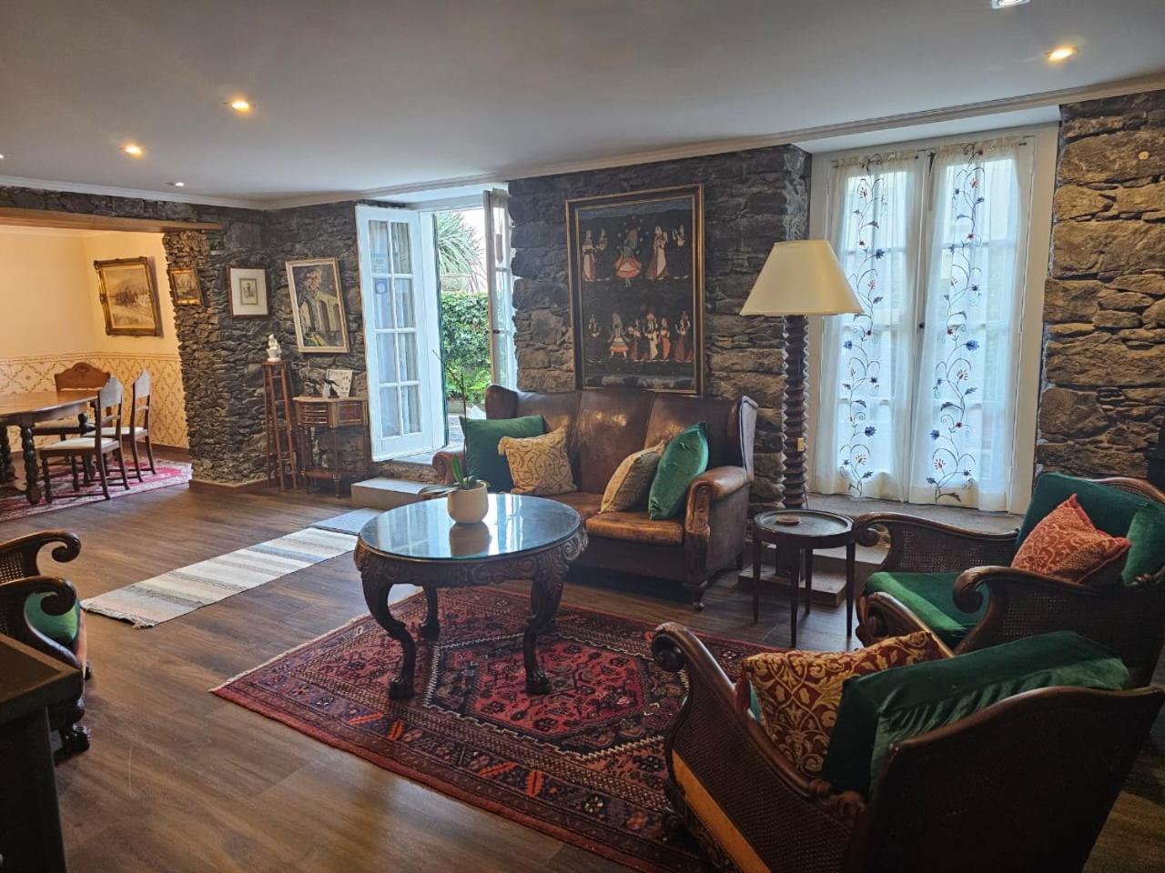 Casa Videiras Bed & Breakfast Seixal (Madeira)