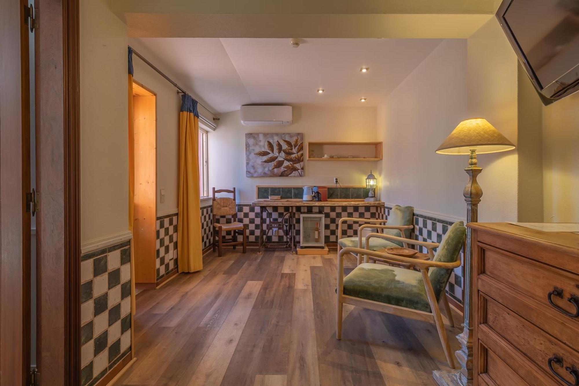 D. Dinis - Charming (adults Only) Casa de hóspedes 2*