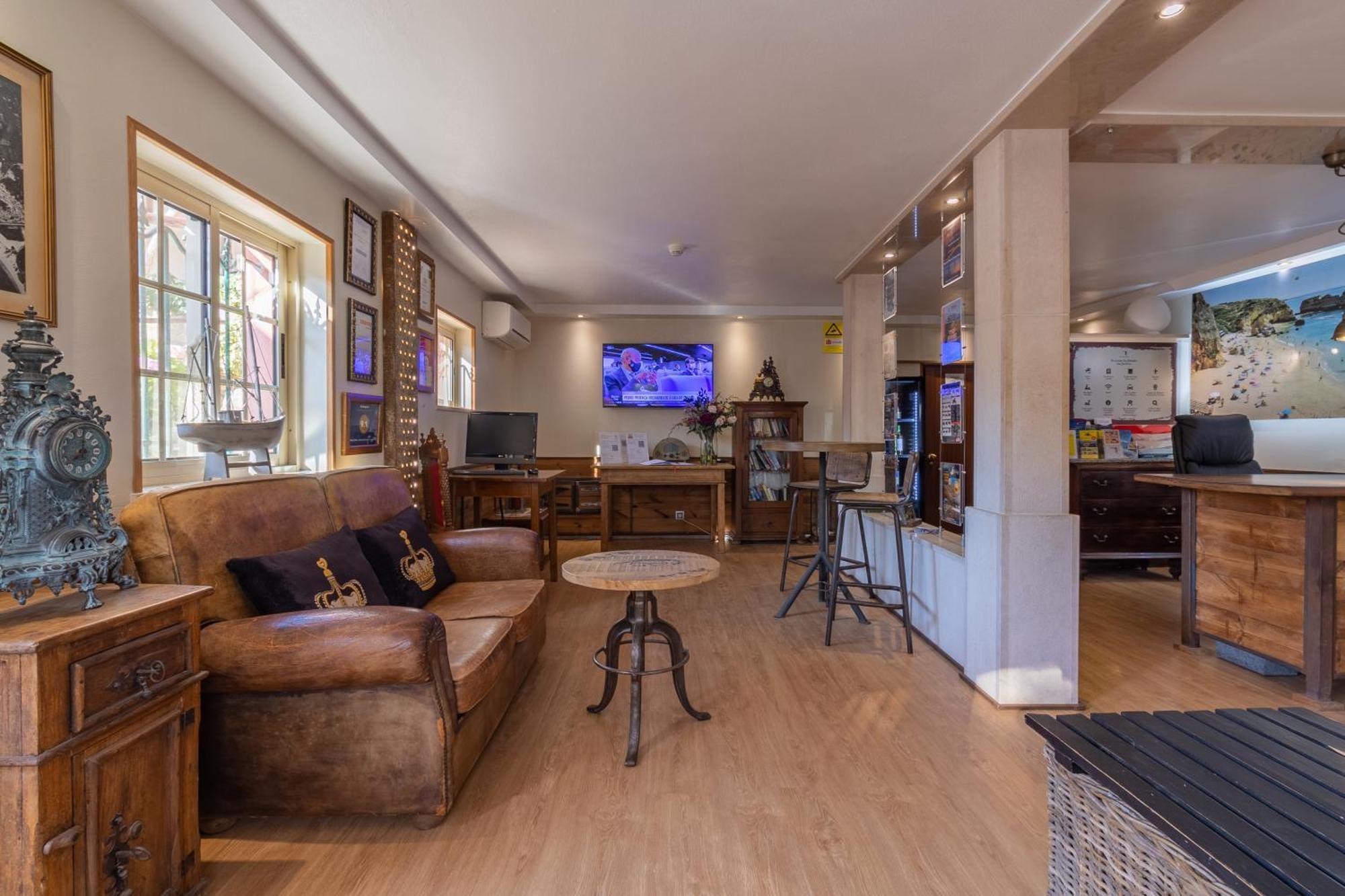 D. Dinis - Charming (adults Only) Guest house 2*
