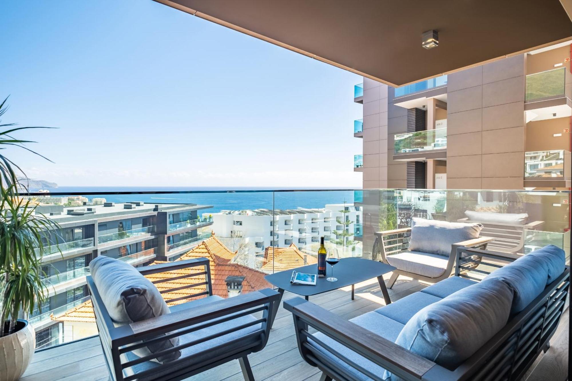 Apartment Maha By Kaamah - 2 Bedroom Oceanview Designer Funchal (Madeira)