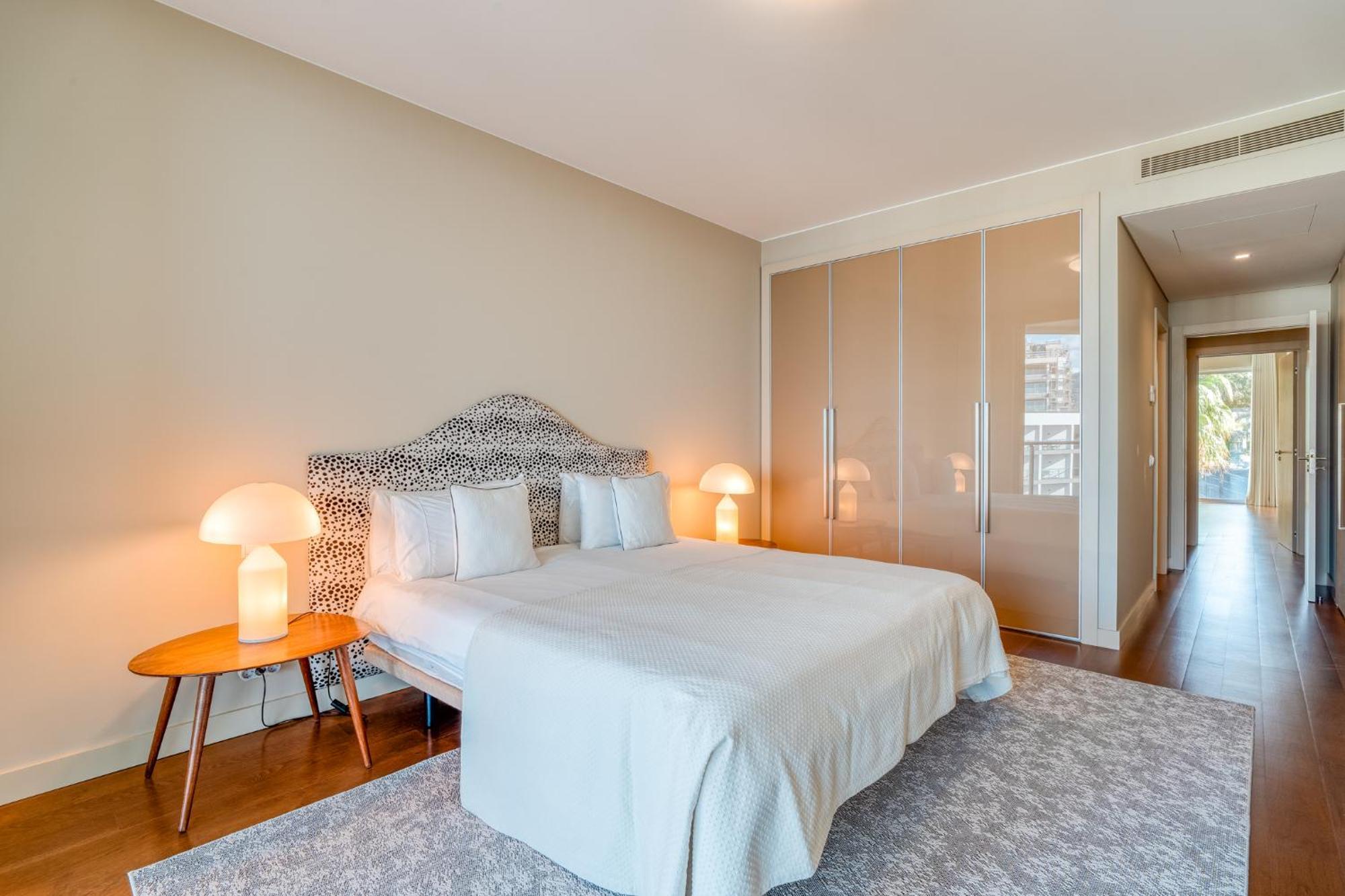 107 - Two Bedroom * Funchal (Madeira)