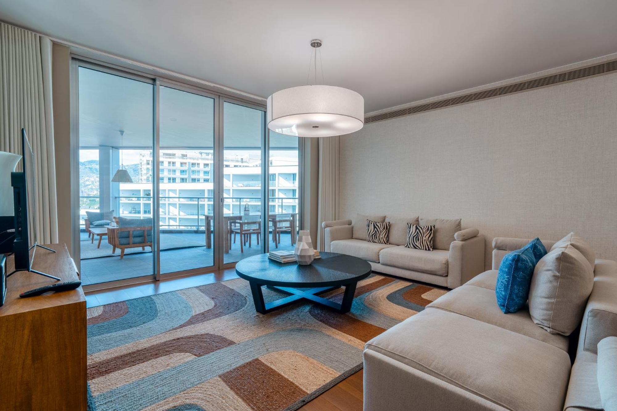 107 - Two Bedroom Apartment Funchal (Madeira)