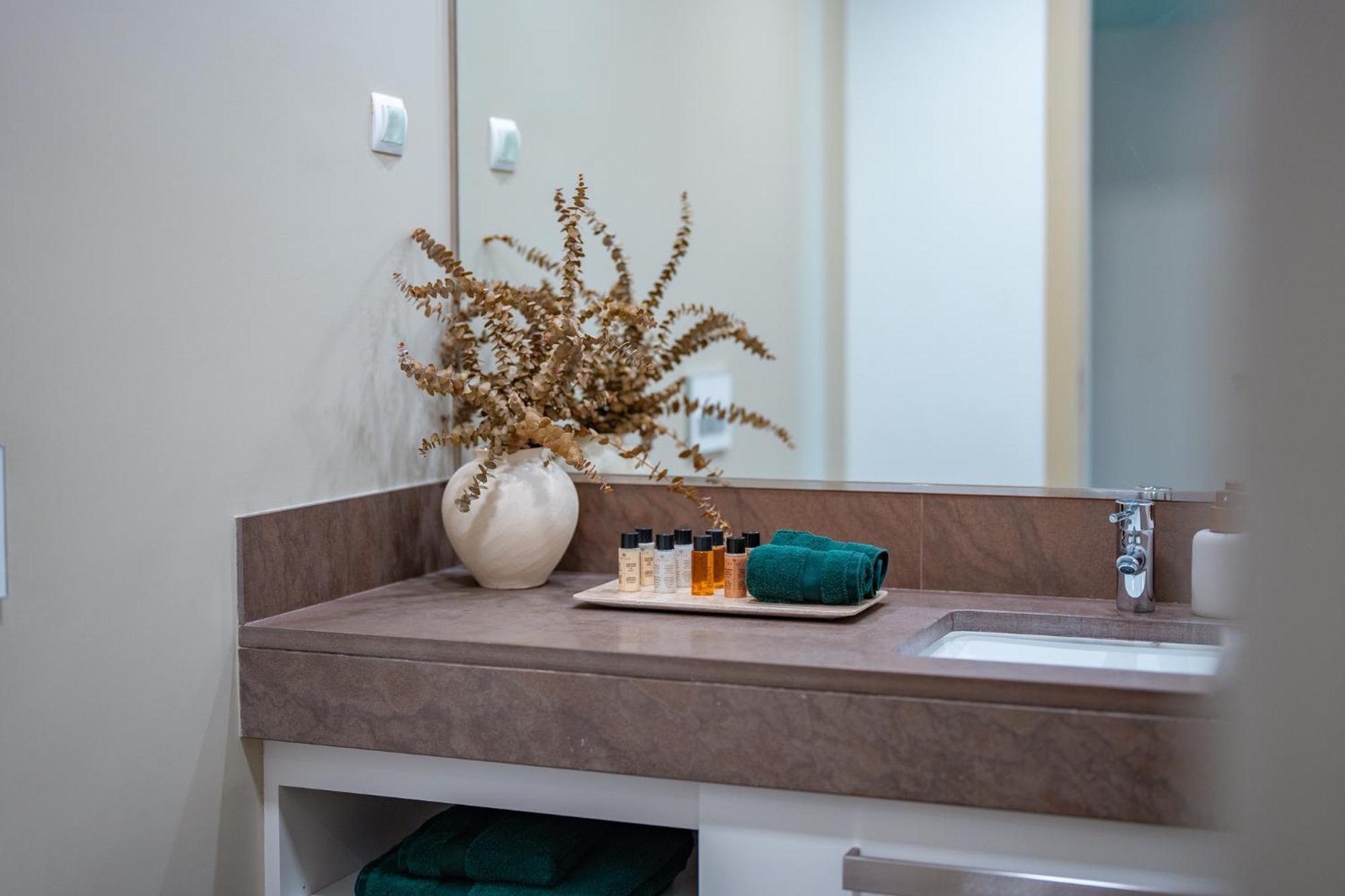 107 - Two Bedroom * Funchal (Madeira)
