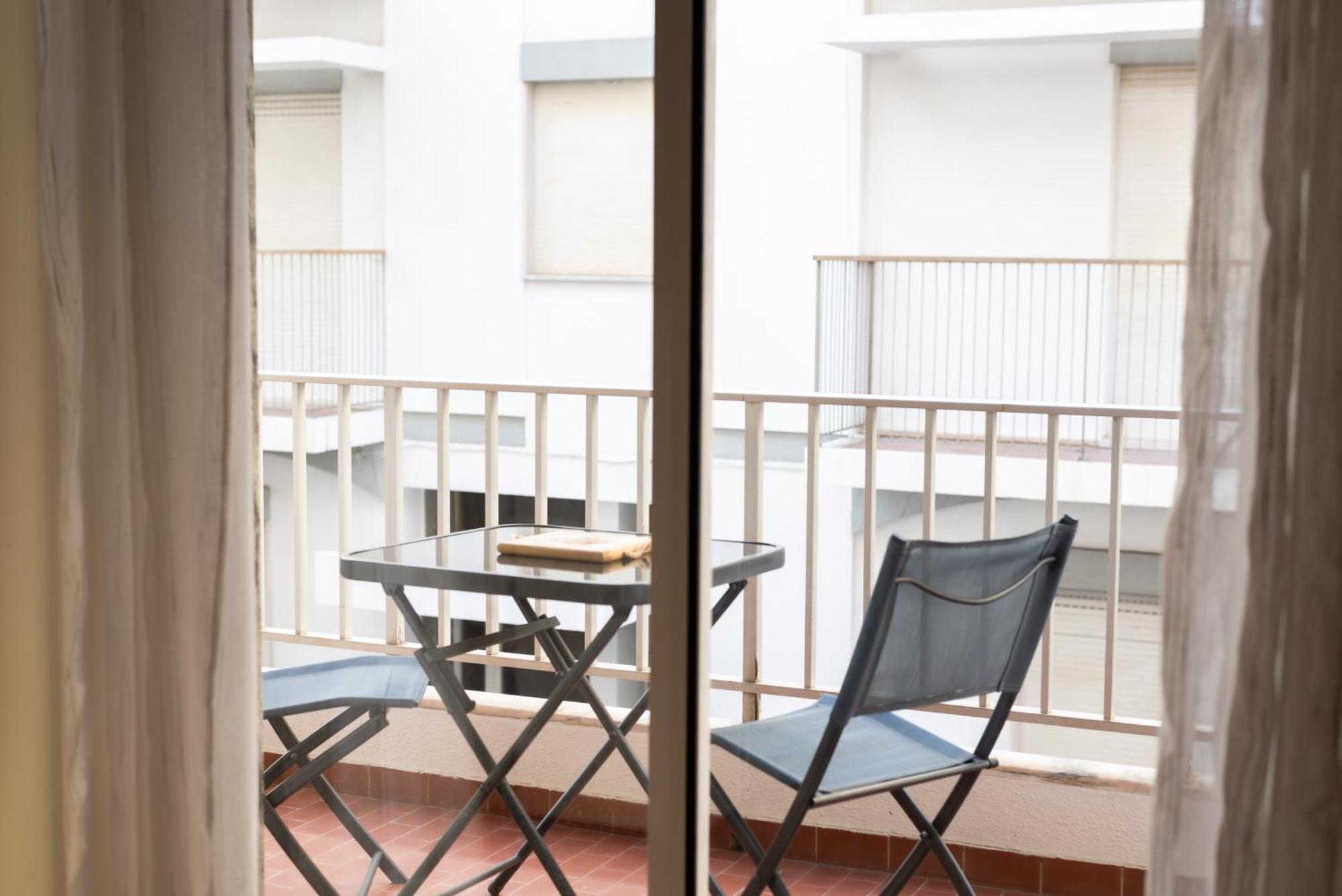 Jaune - 50 Meters To The - Apartment Quarteira