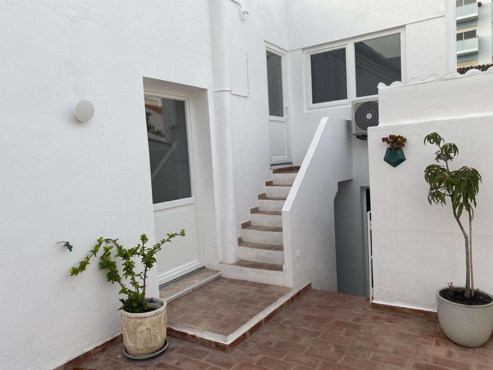 Residencial Arabi 3*
