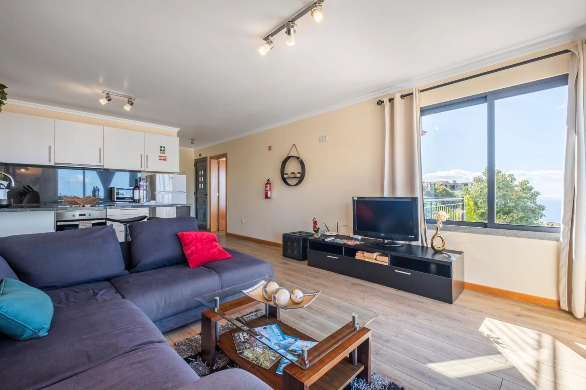 Brava Apartment *