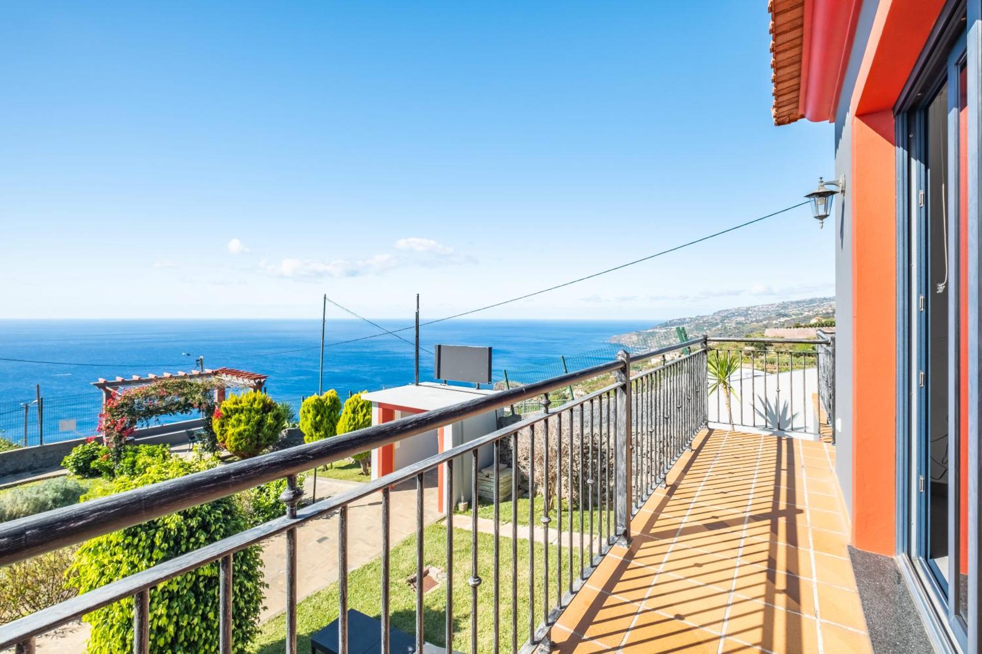 Brava Apartment *