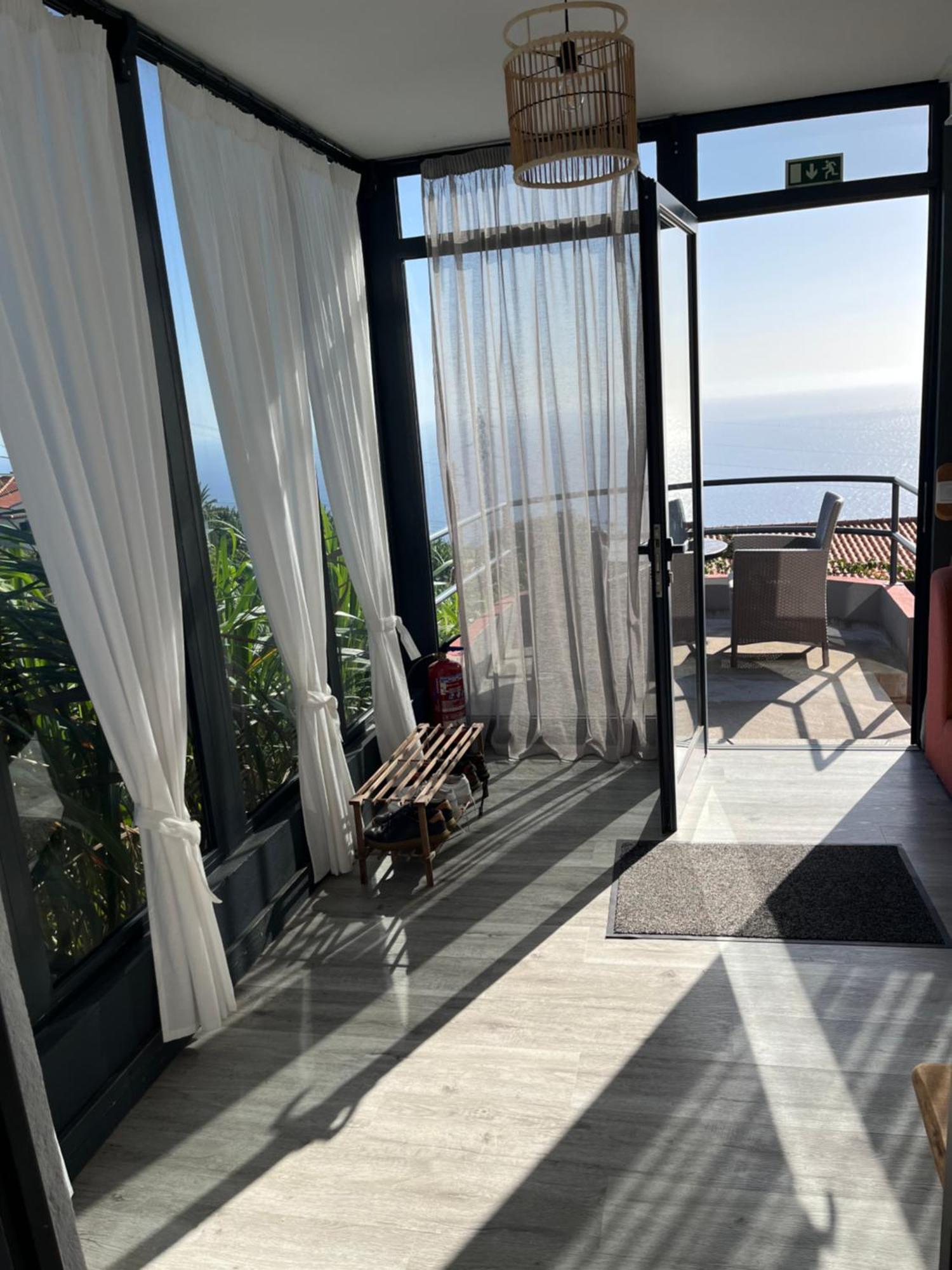 Panoramic House * Ponta do Sol (Madeira)