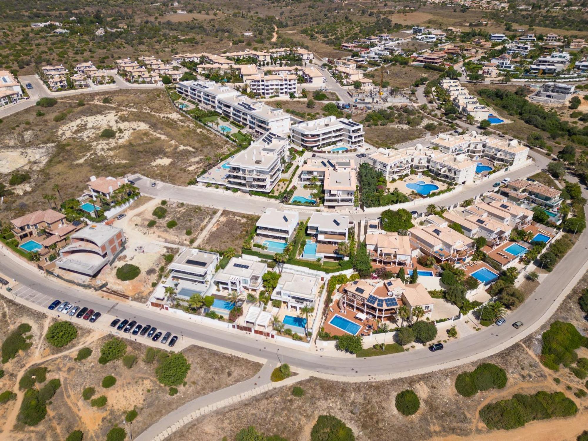 Porto De Mos 72 By Destination Algarve * Lagos