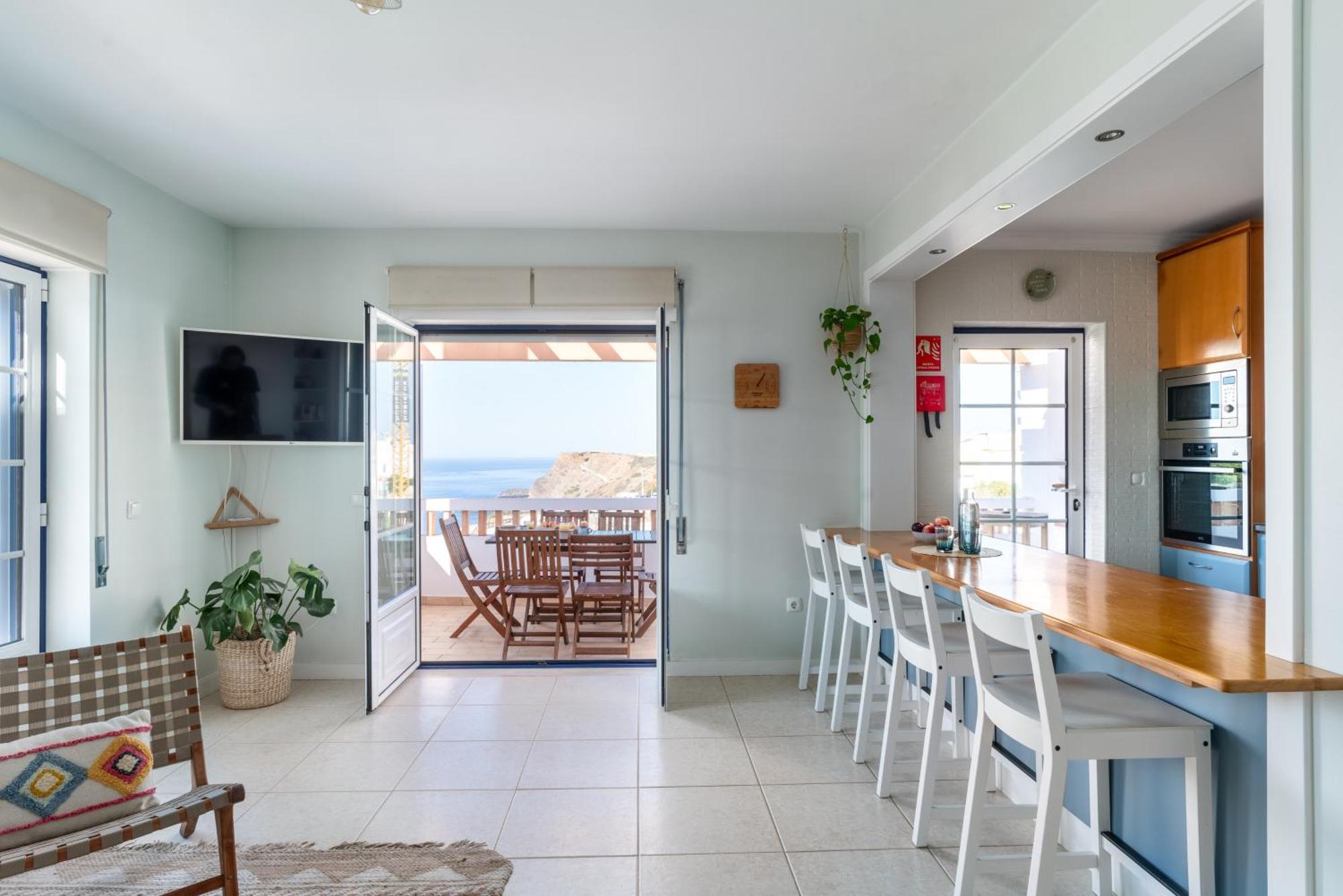 Apartment Aloha Arrifana