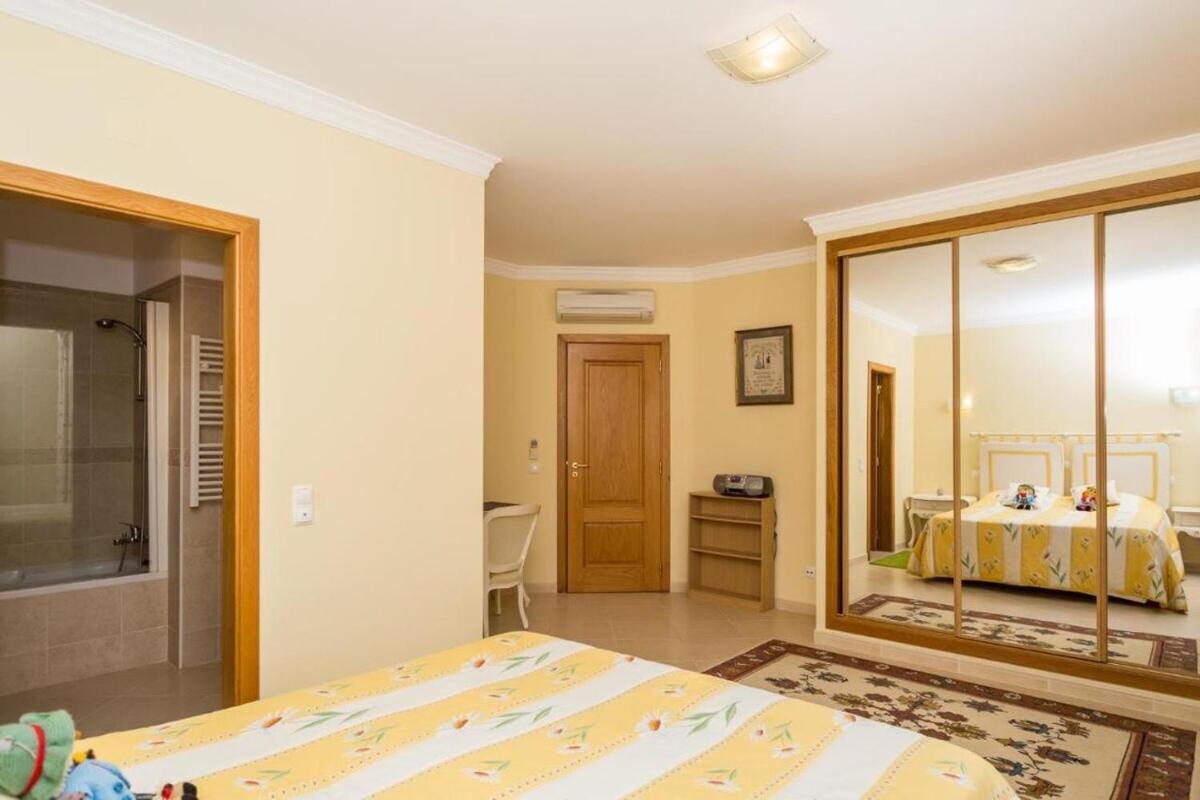 Four Bedroom With Private Pool Oasis Parque At09