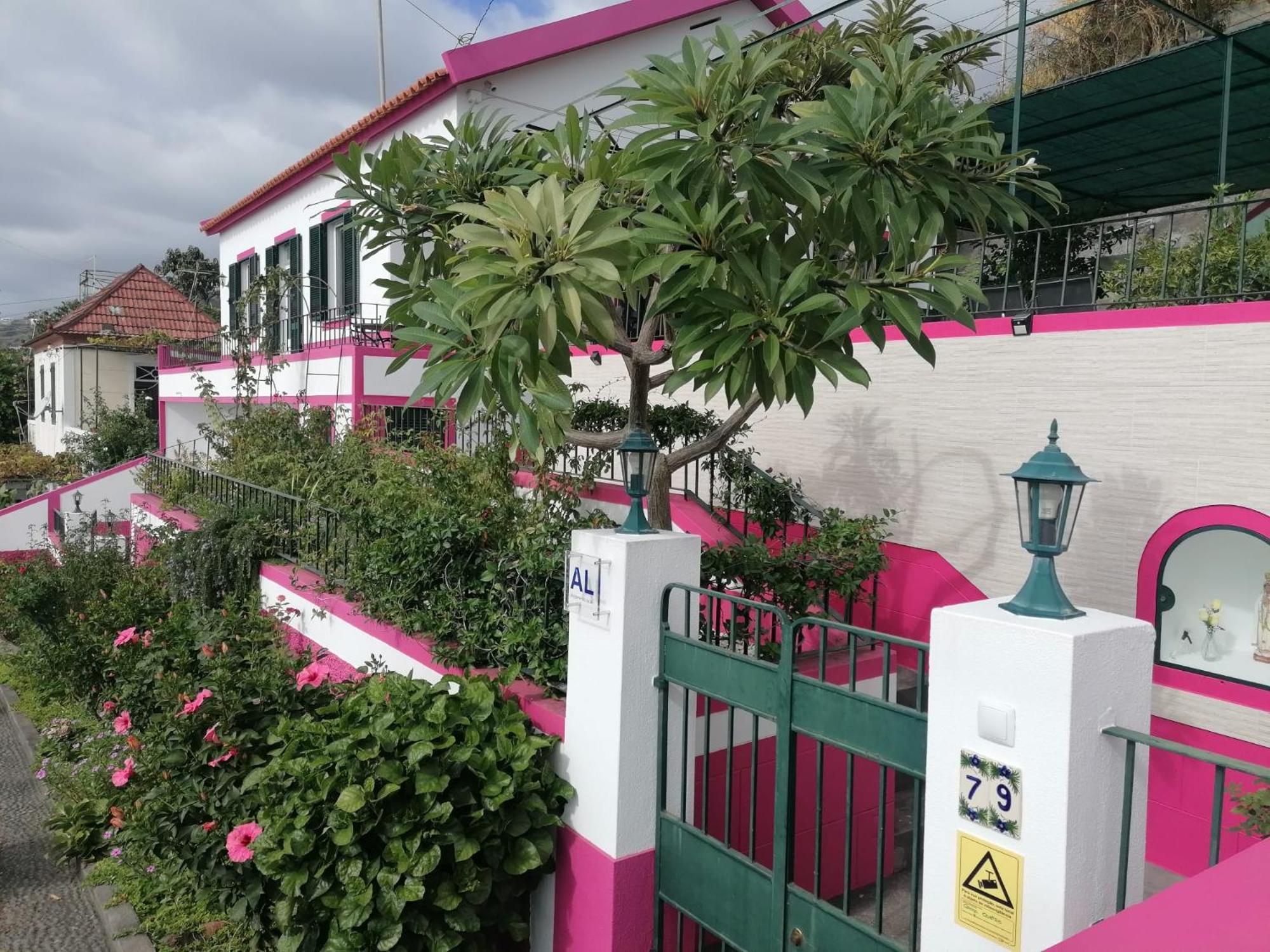 Westerland House Pousada Ribeira Brava
