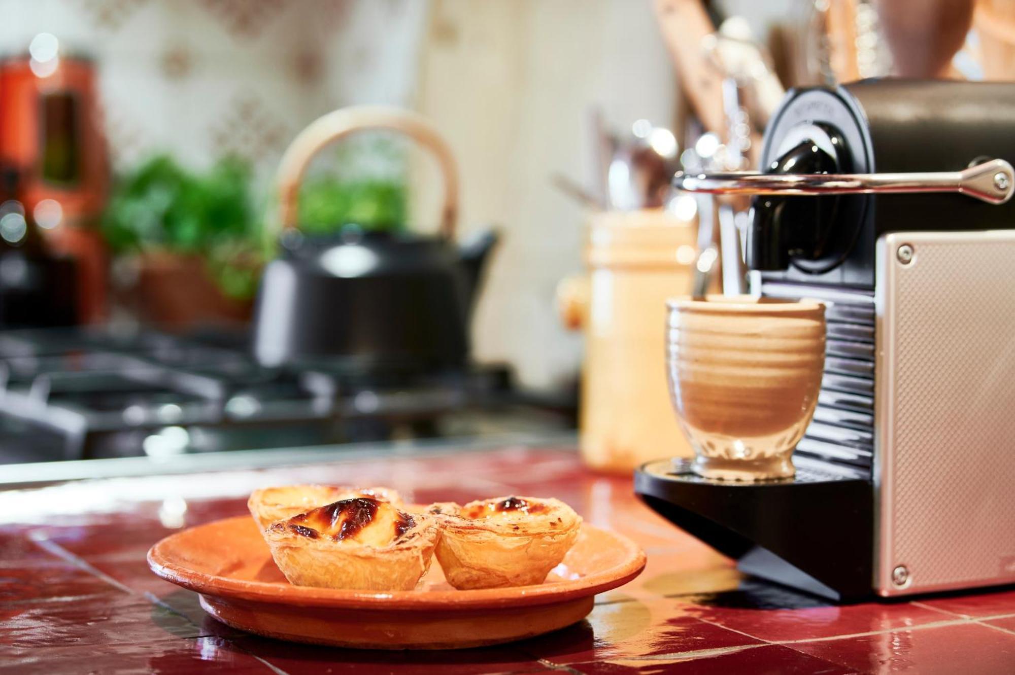 Branca - Palacete Acomodação com café da manhã  Figueira da Foz