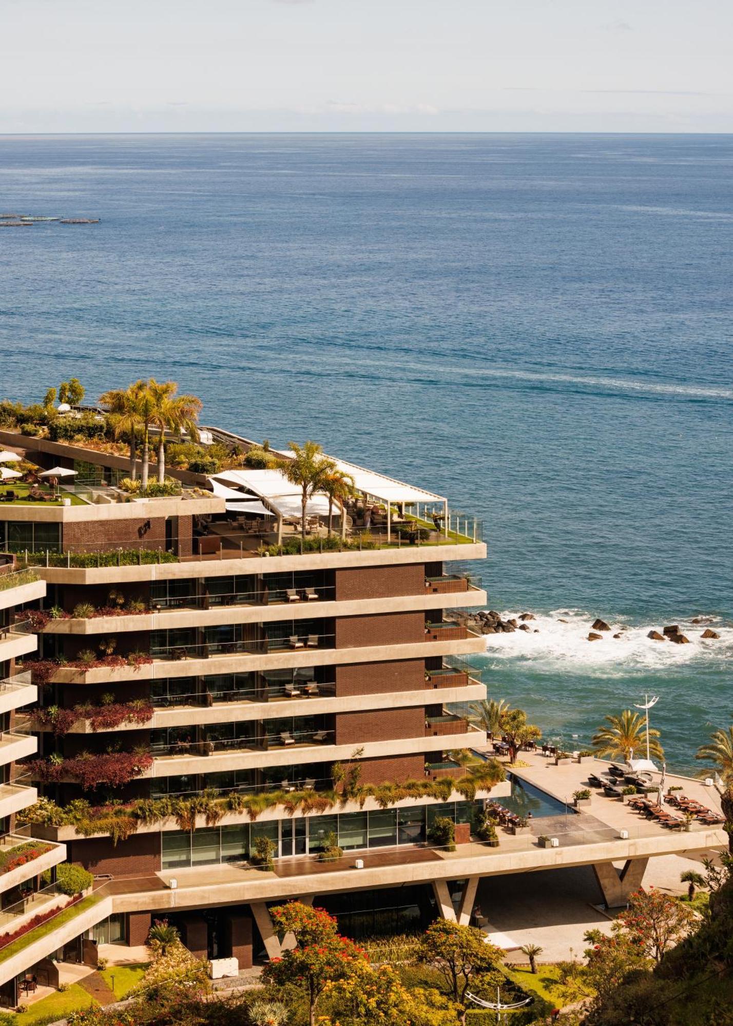 Resort Saccharum - And - Savoy Signature Calheta (Madeira)