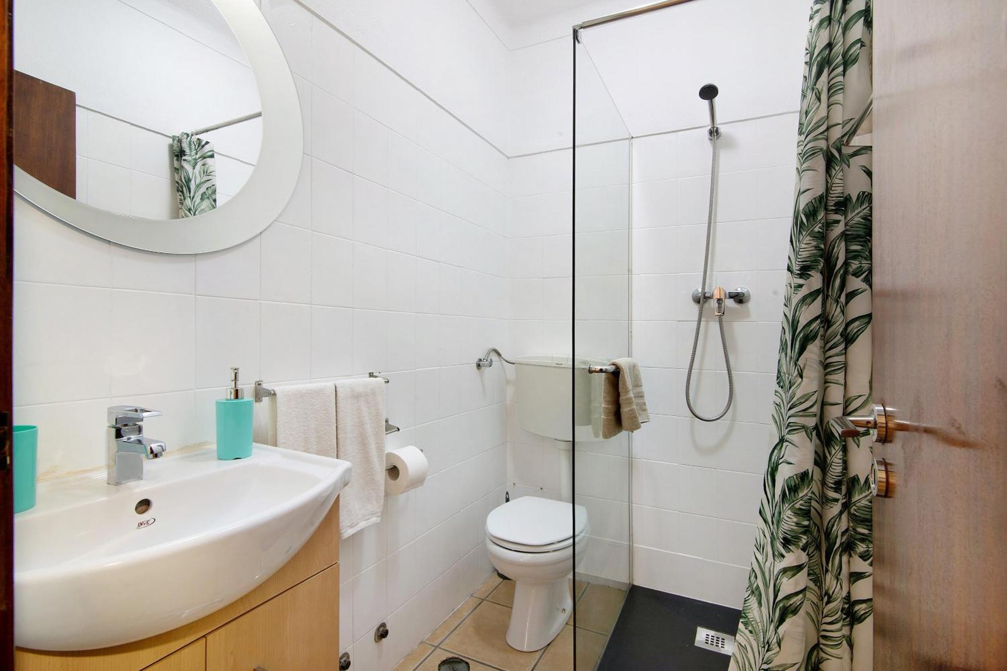 Directly To The Two Bedrooms Apartment *