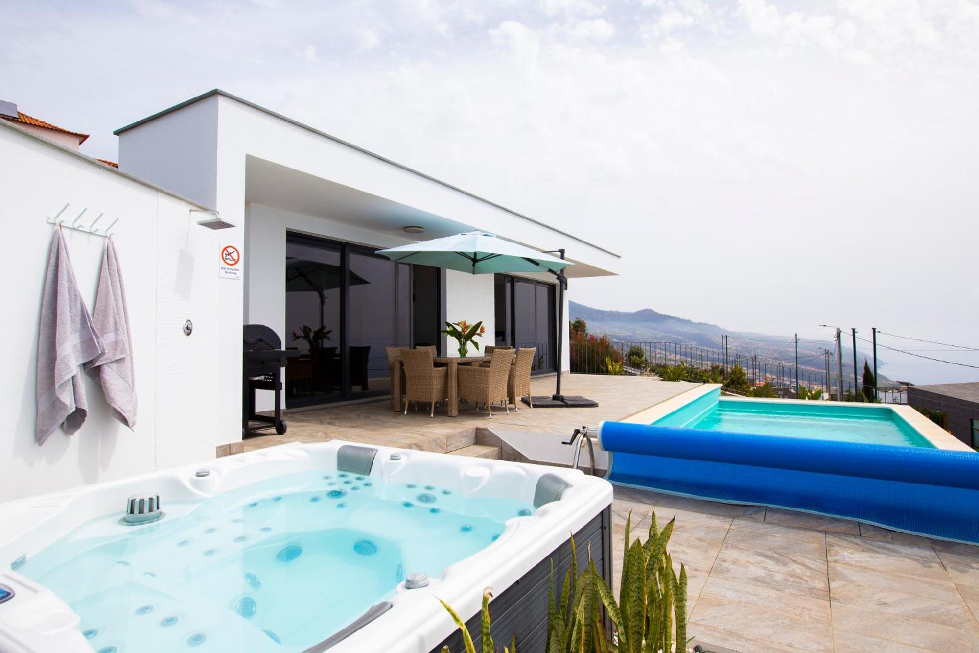 Sundowner Villa