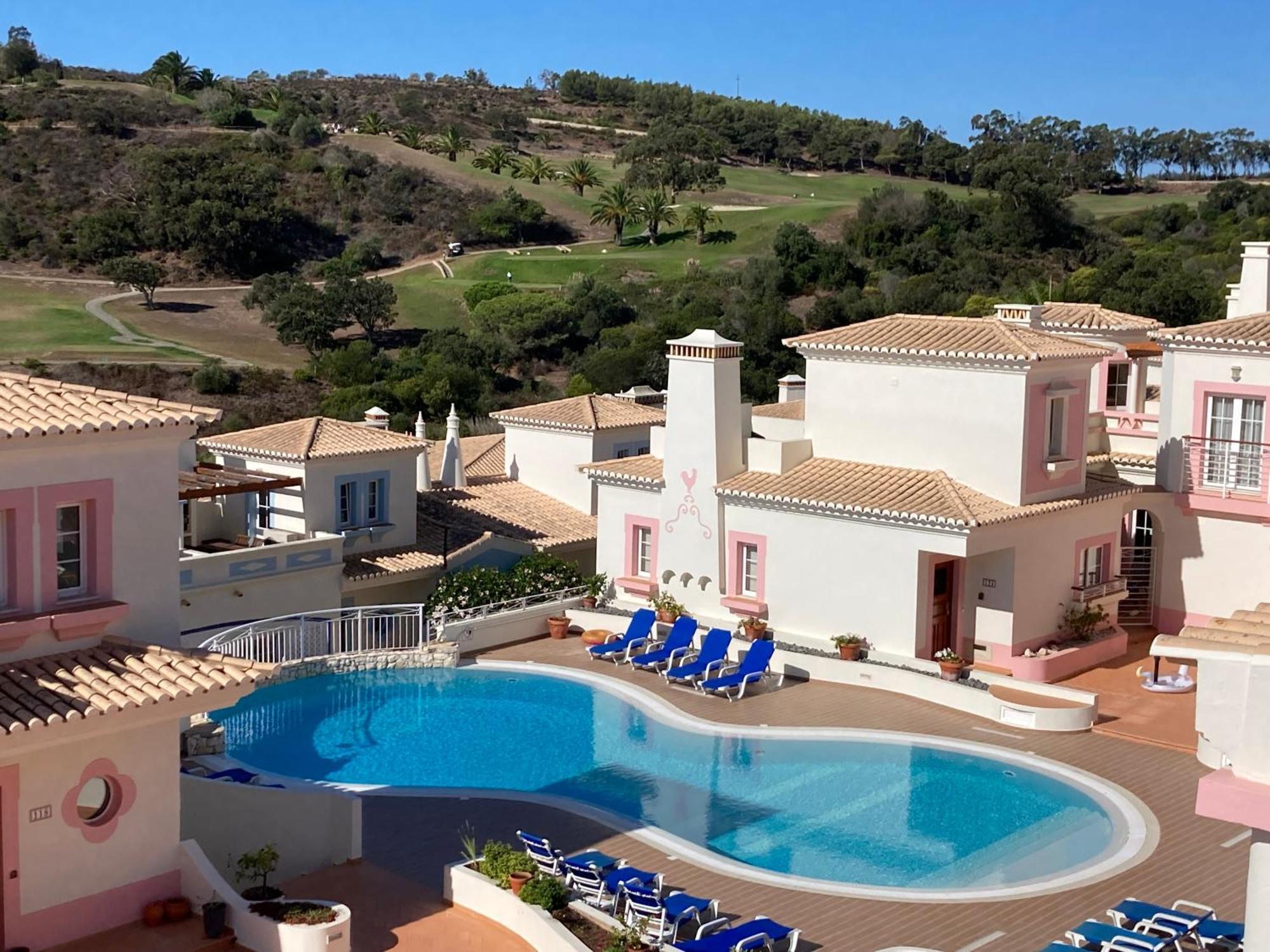 Luxury Private Property-pool, Unique Sun Roof, Free Wifi Villa Budens