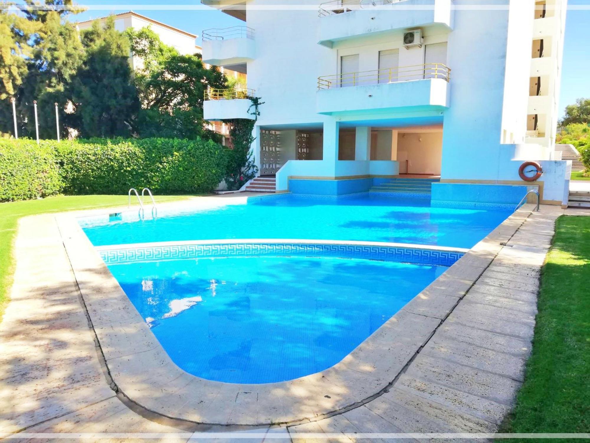 Holiferias Amoreira Mar Apartment