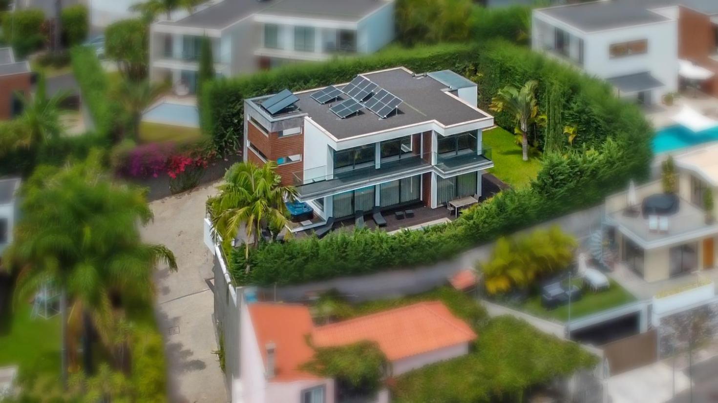 Villa Arieiro Villa *