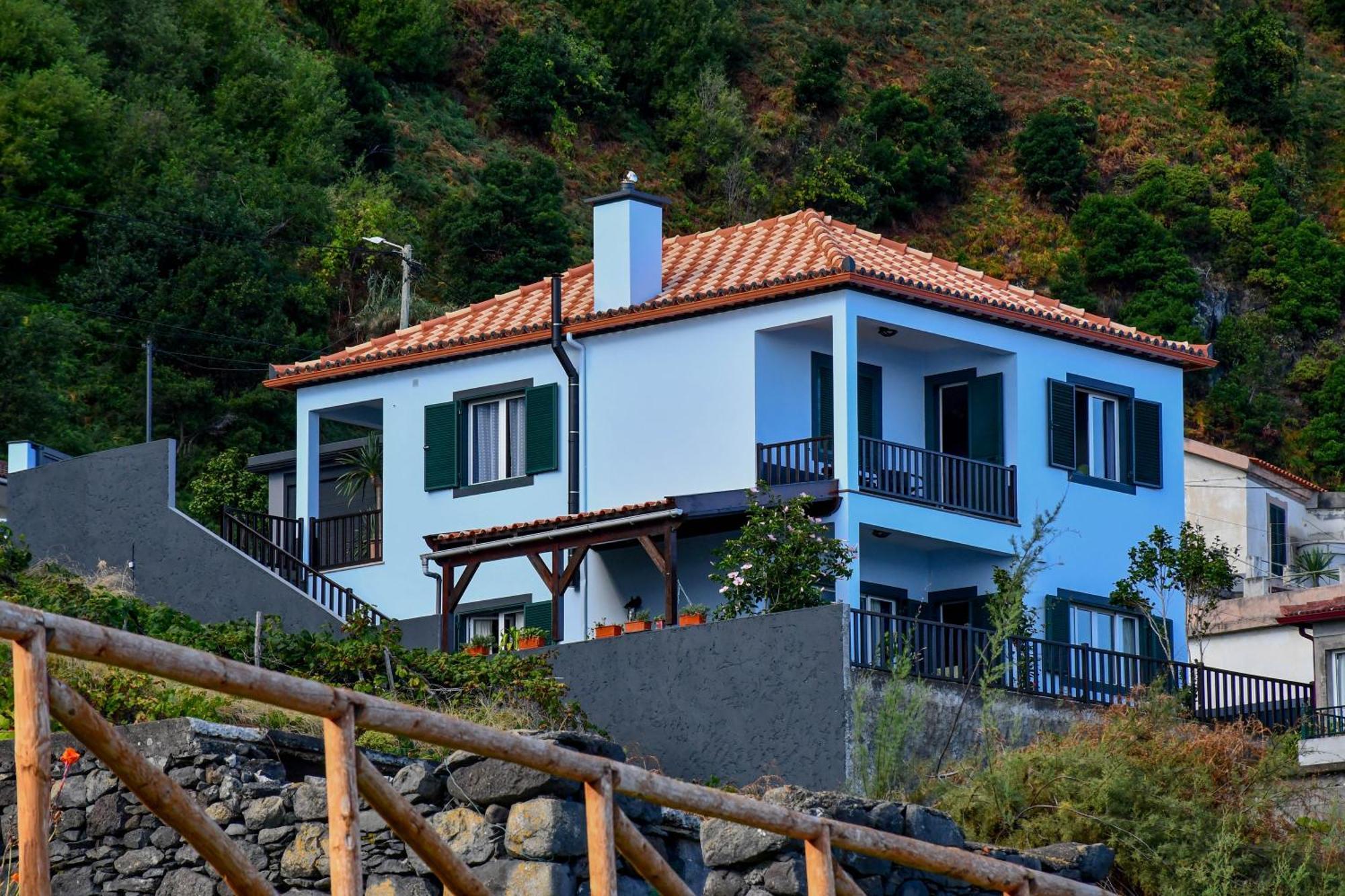 Holiday home Bluehouse Paradise Right By The Sea