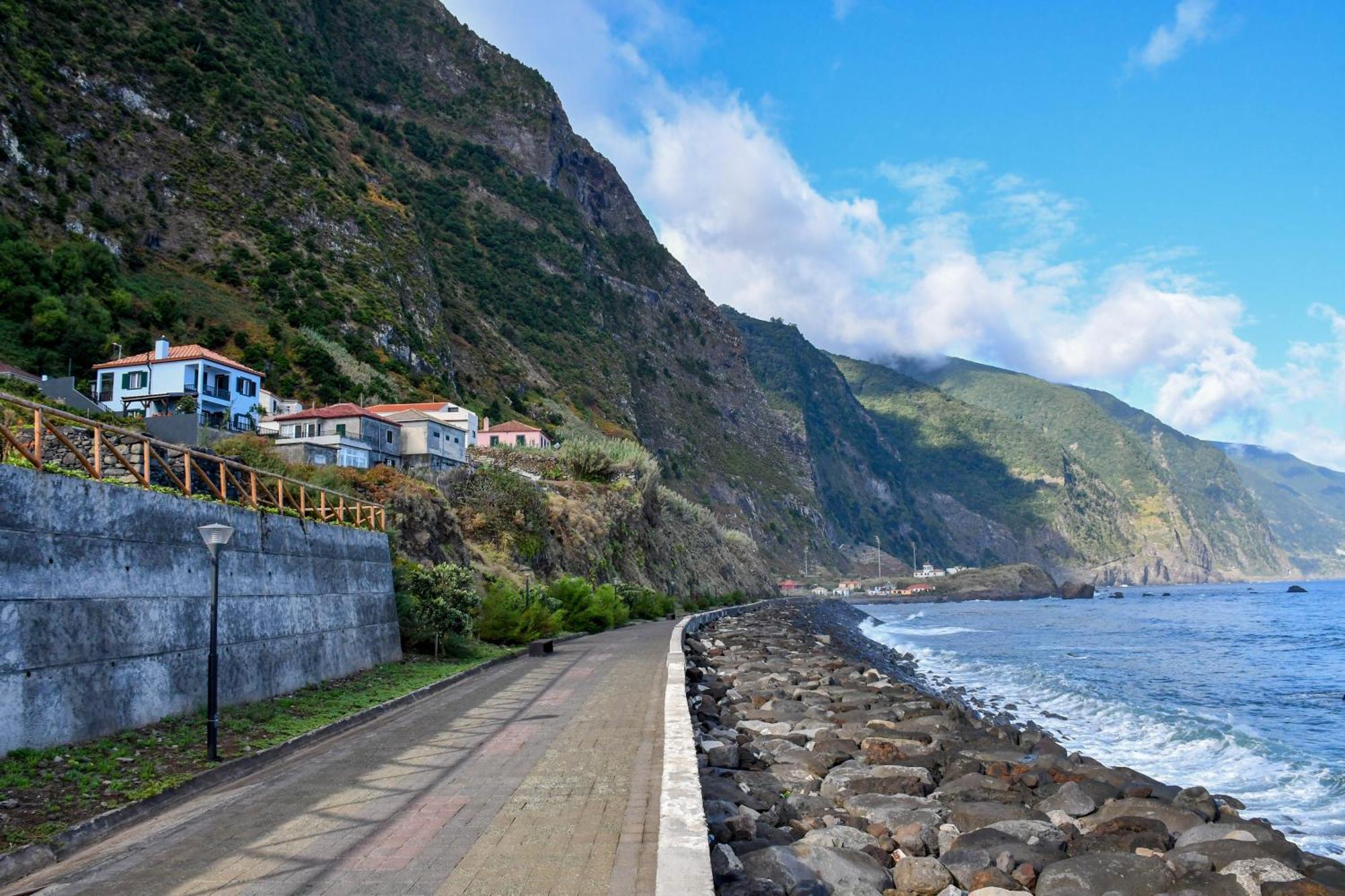 Bluehouse Paradise Right By The Sea Holiday home Sao Vicente (Madeira)