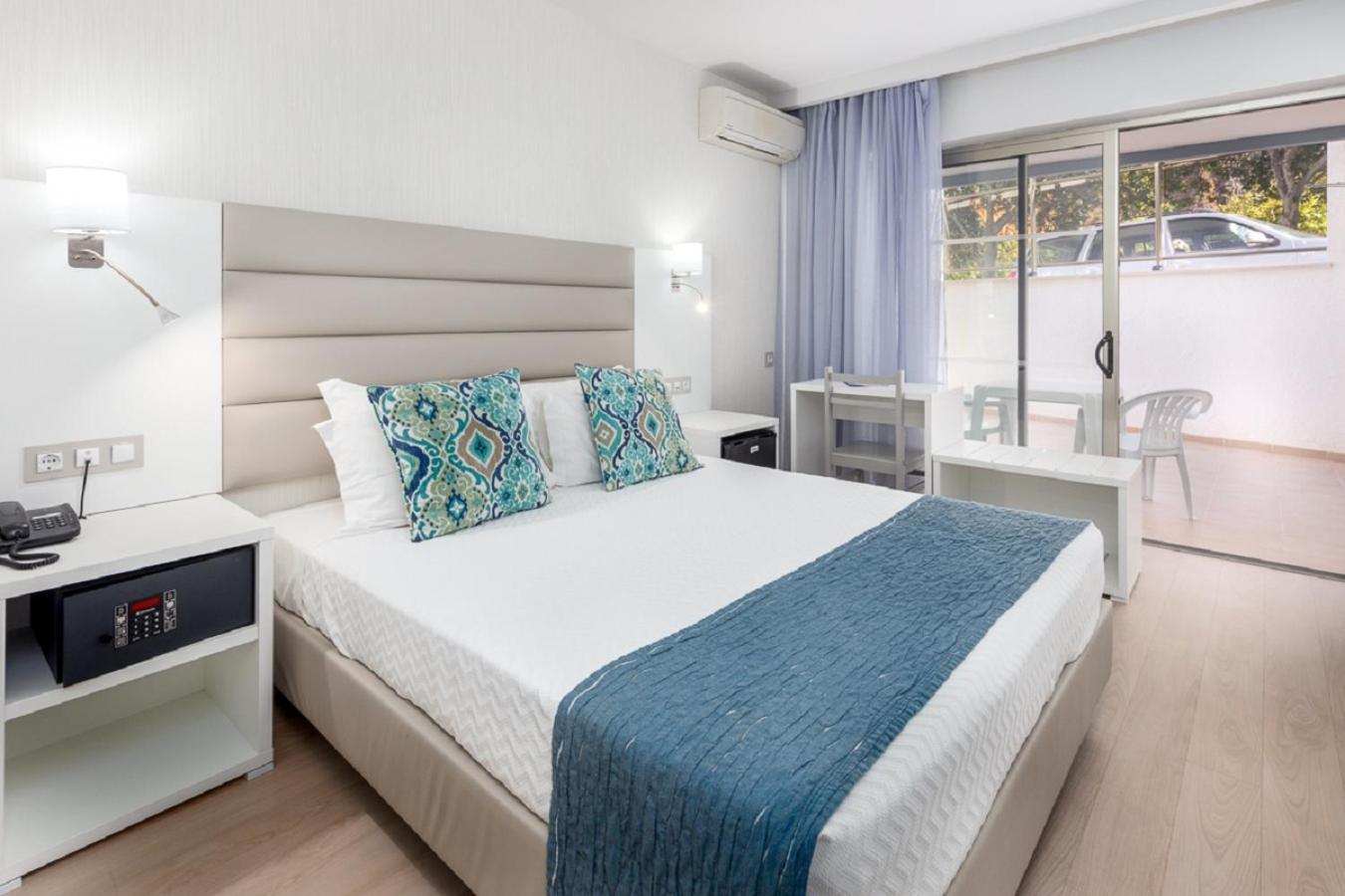Carvi Hotel