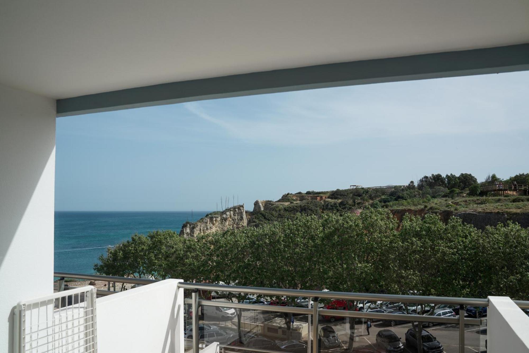 Hotel Carvi 3*