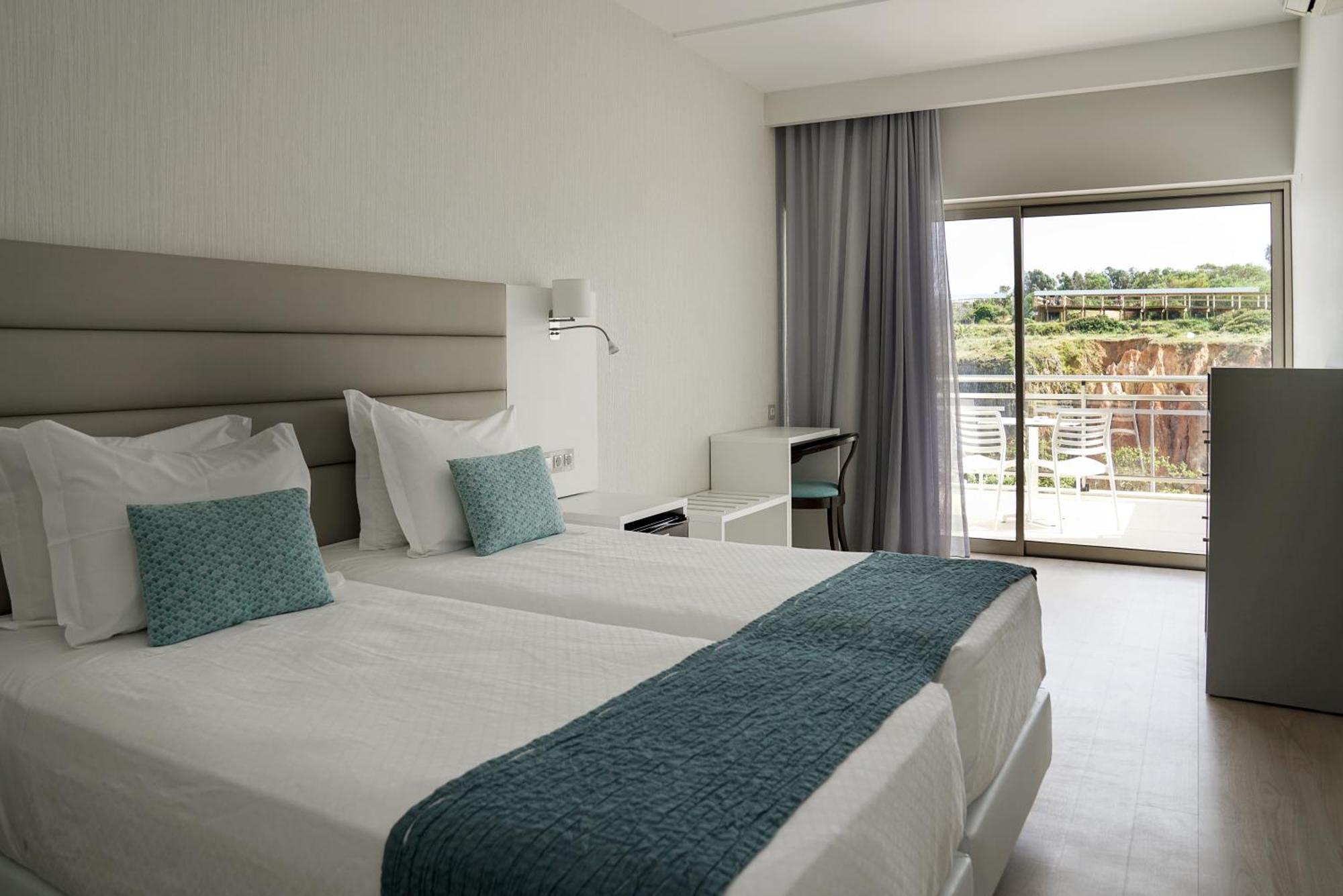 Carvi Hotel