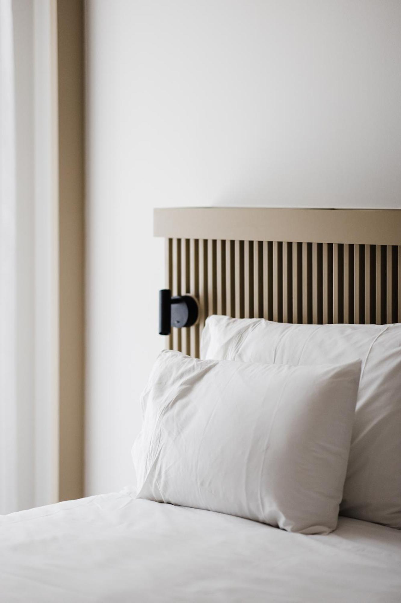 Memmo Baleeira - Design Sagres