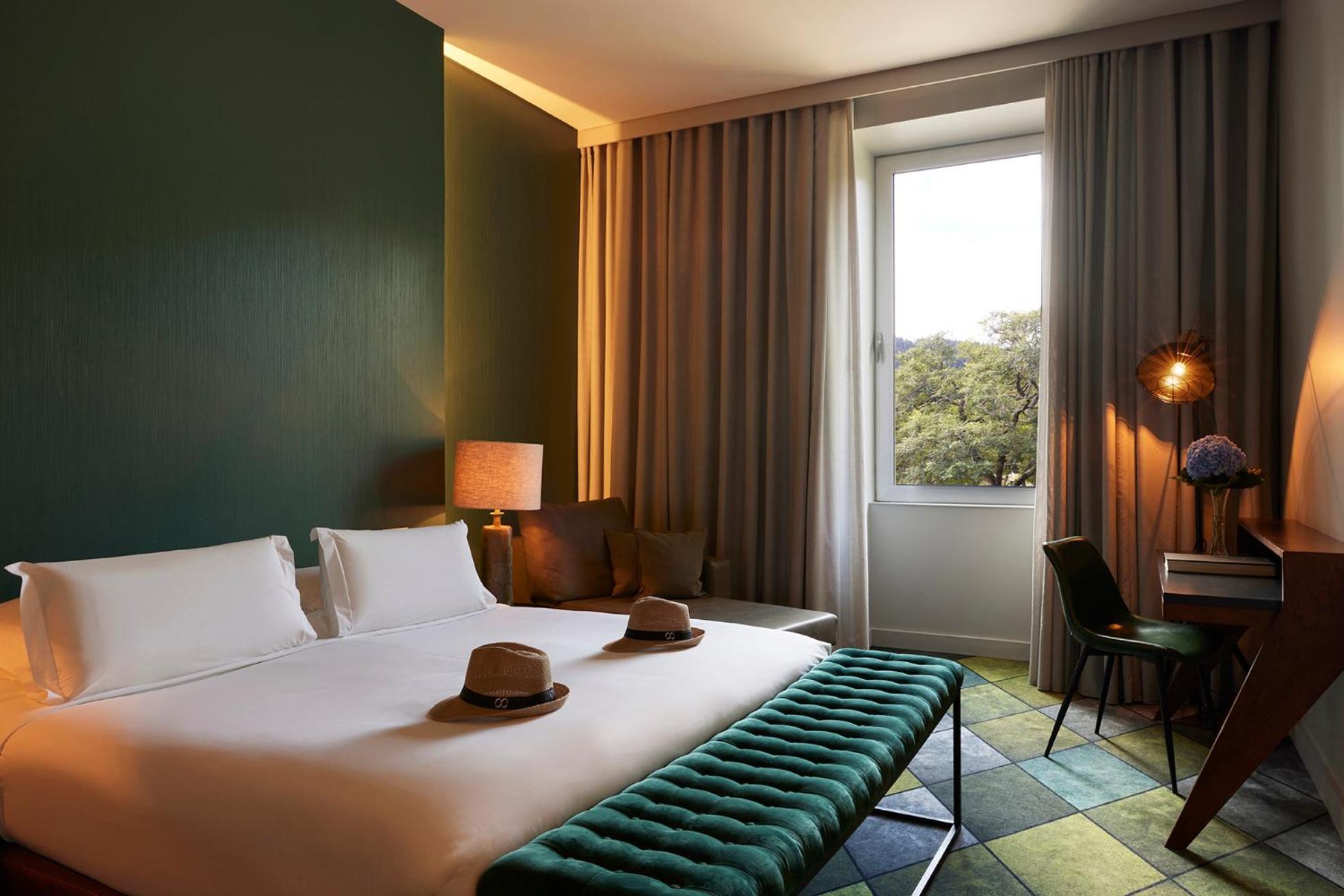 Octant Furnas Hotel