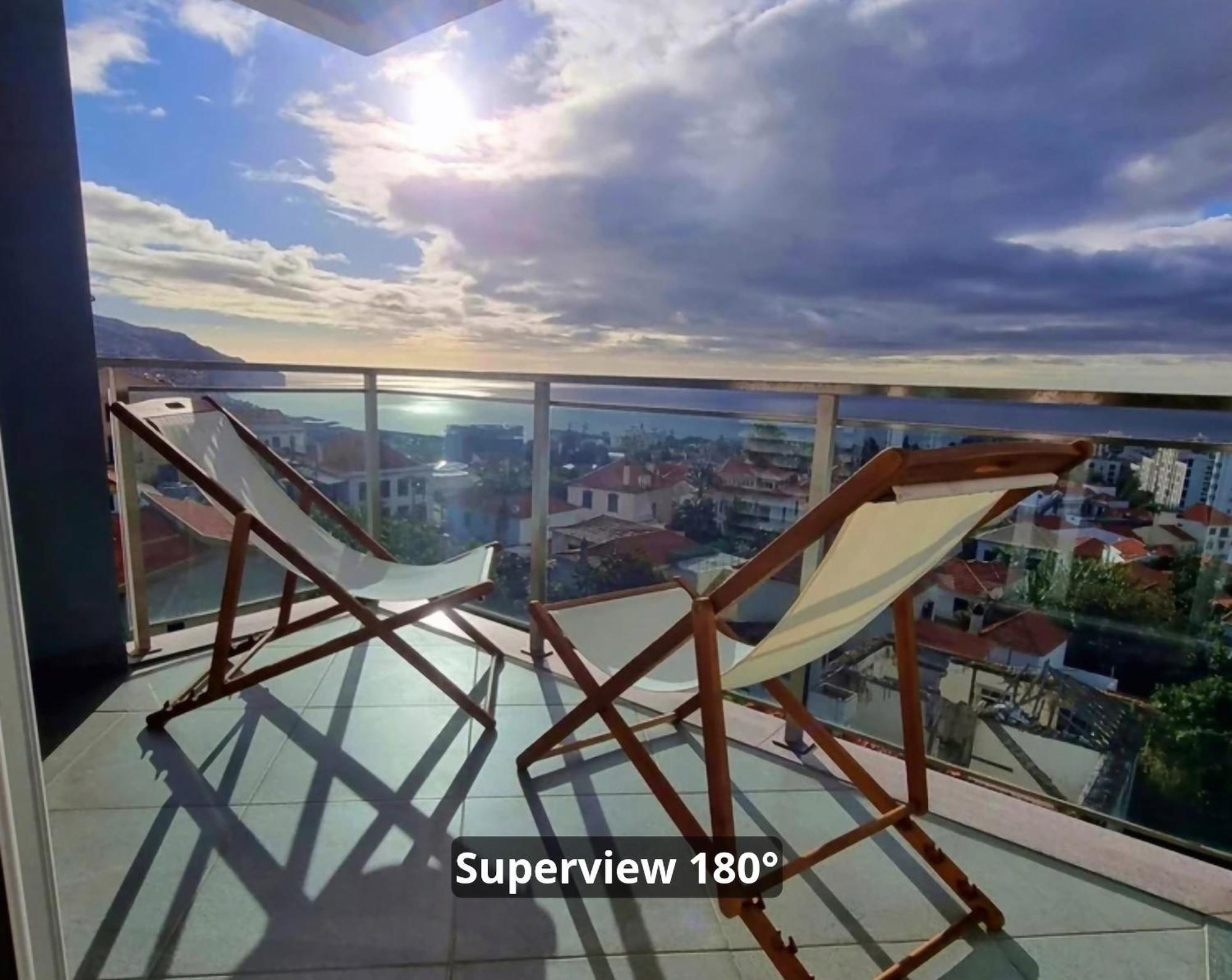 Summer Stay, Ocean Views, Big Spaces Sea Air * Funchal (Madeira)