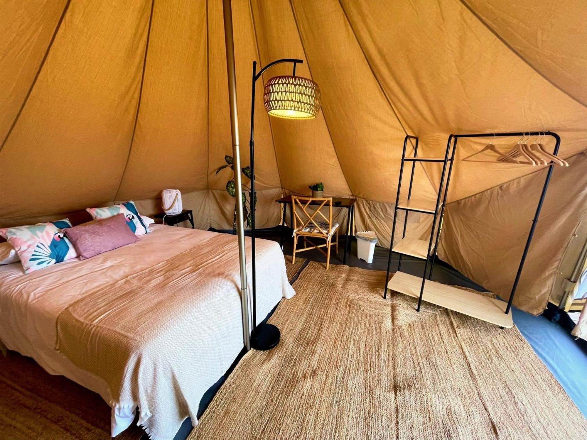 Destination Hostel