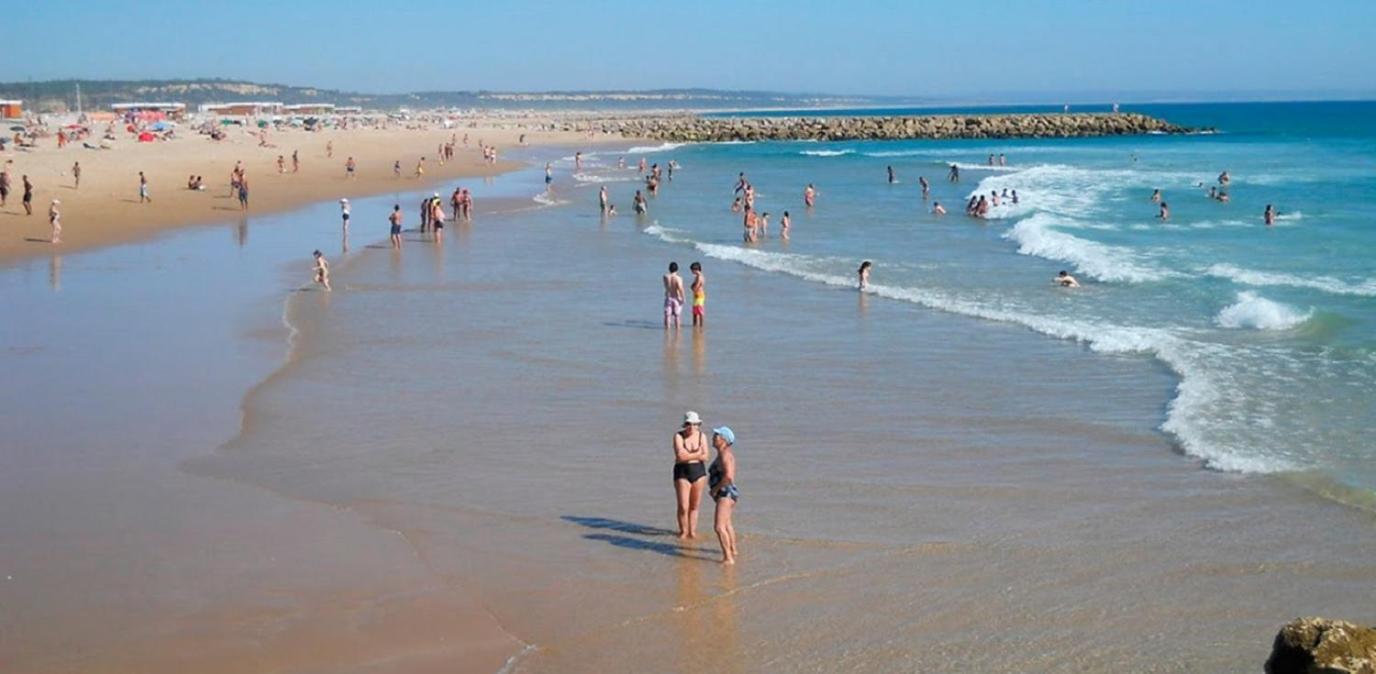 Atlantic Lodge, 1ª Linha De Praia! * Costa da Caparica