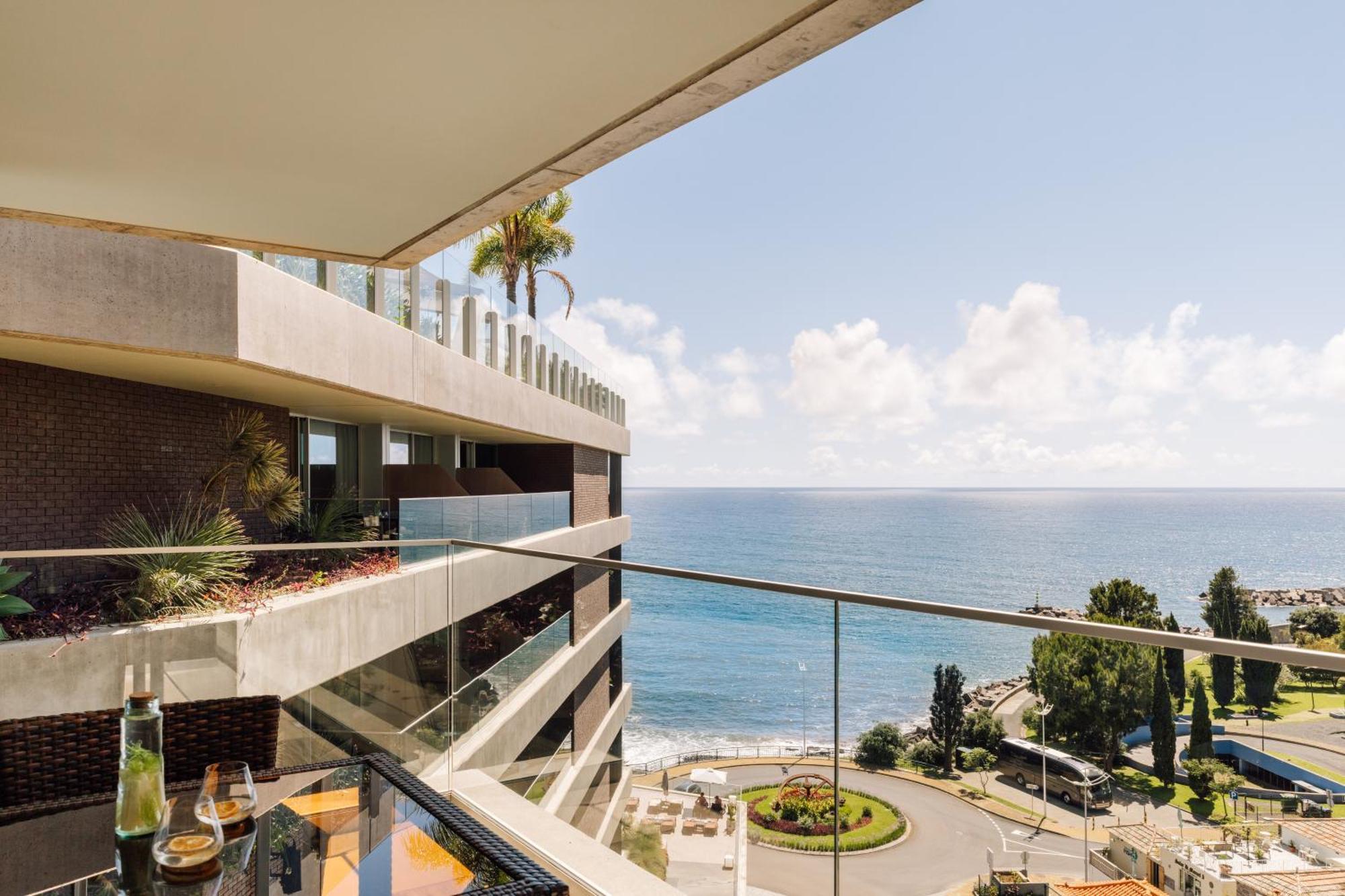 Saccharum - And - Savoy Signature Resort