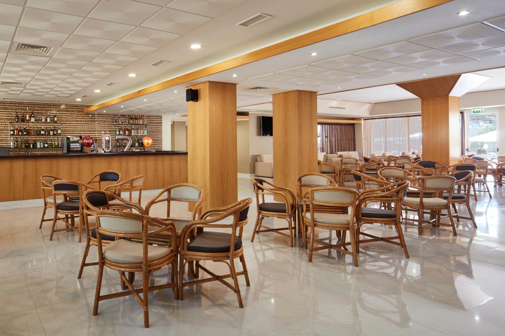 Hotel Sol & 4*