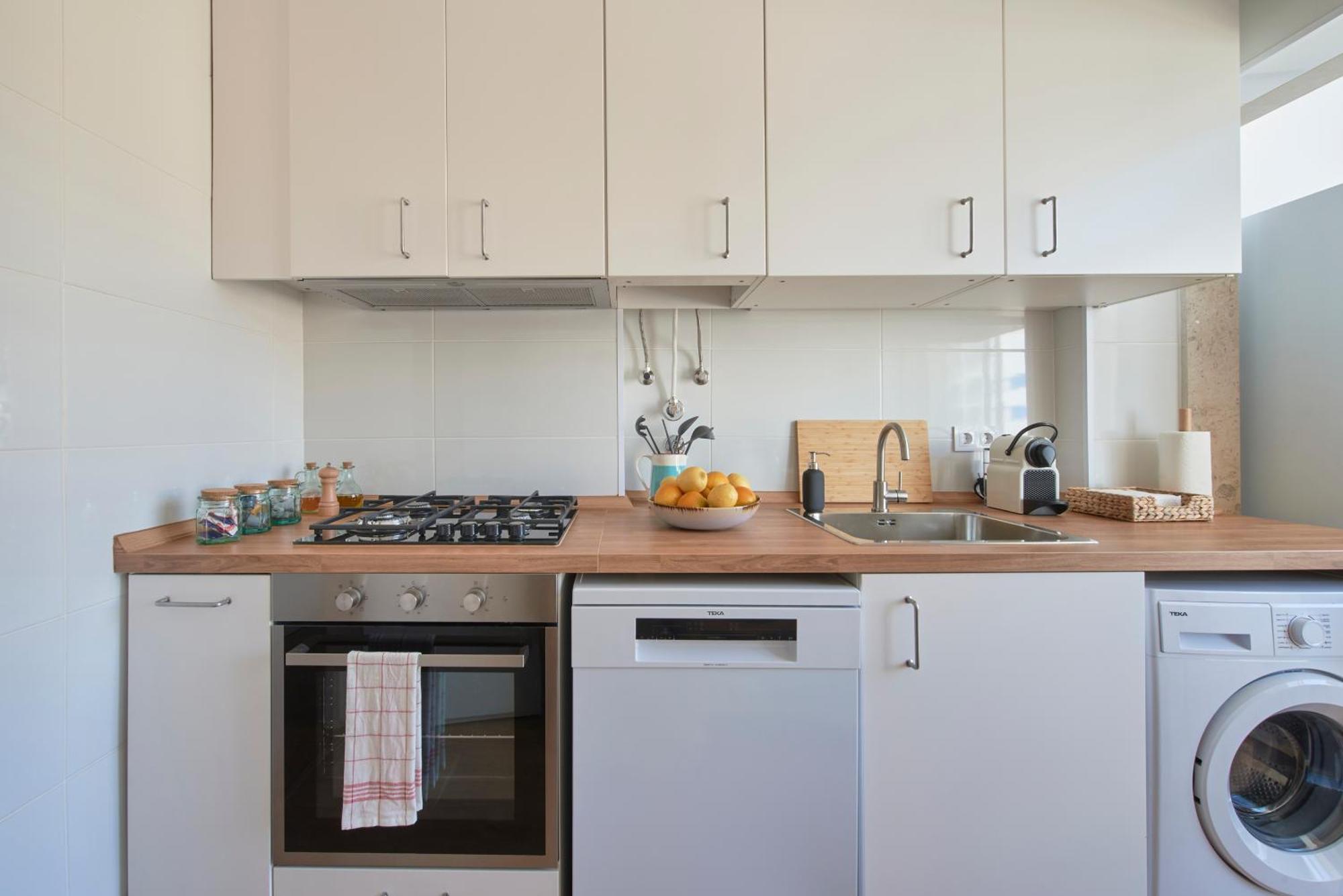 Sunset Bay View, Renovated Apt, By Timecooler