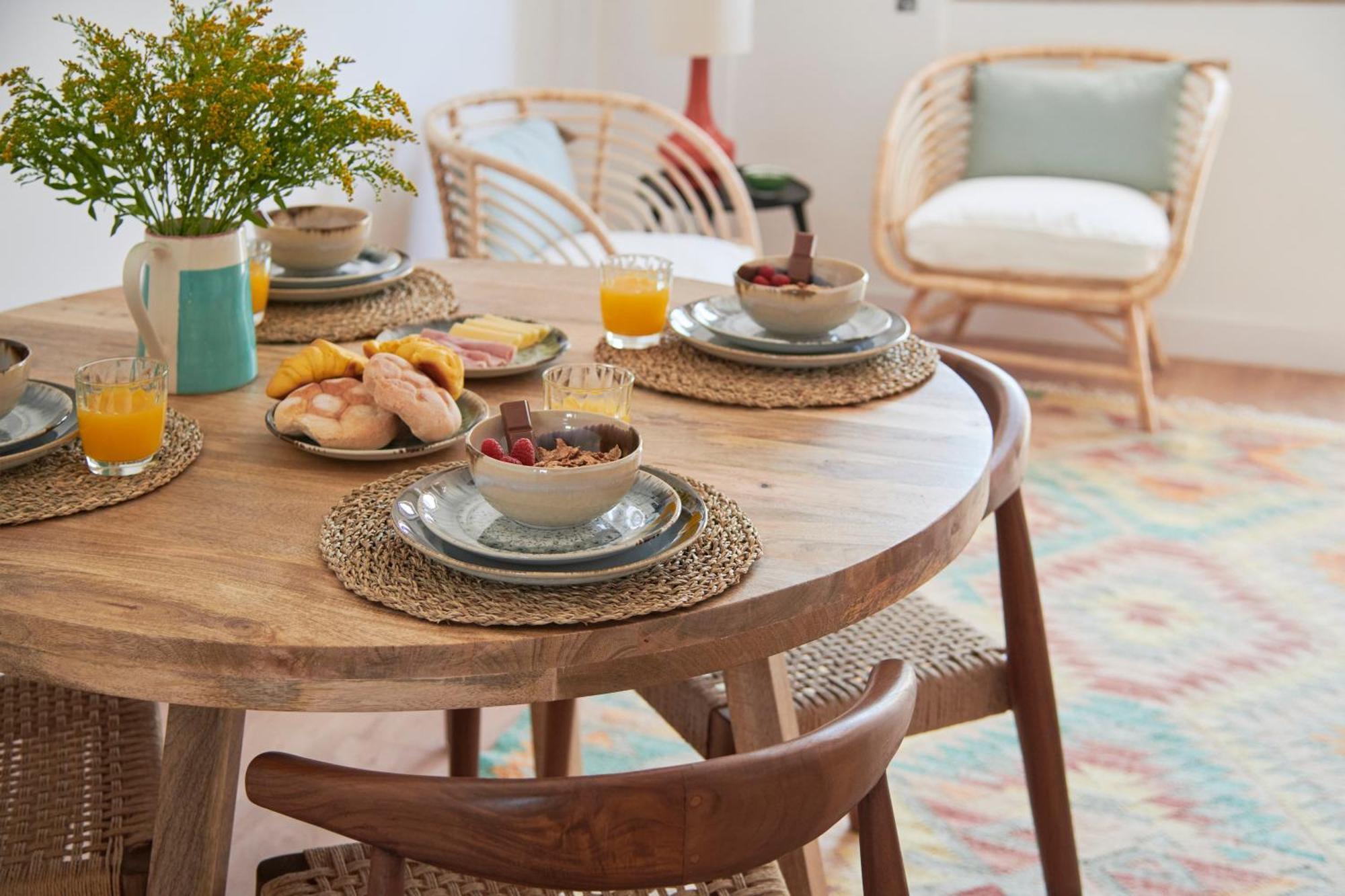 Sunset Bay View, Renovated Apt, By Timecooler * Setubal
