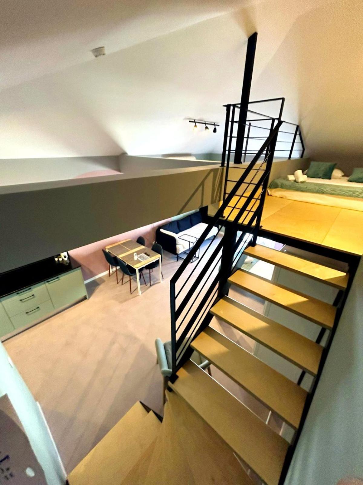 Social - Happiness Appartement *