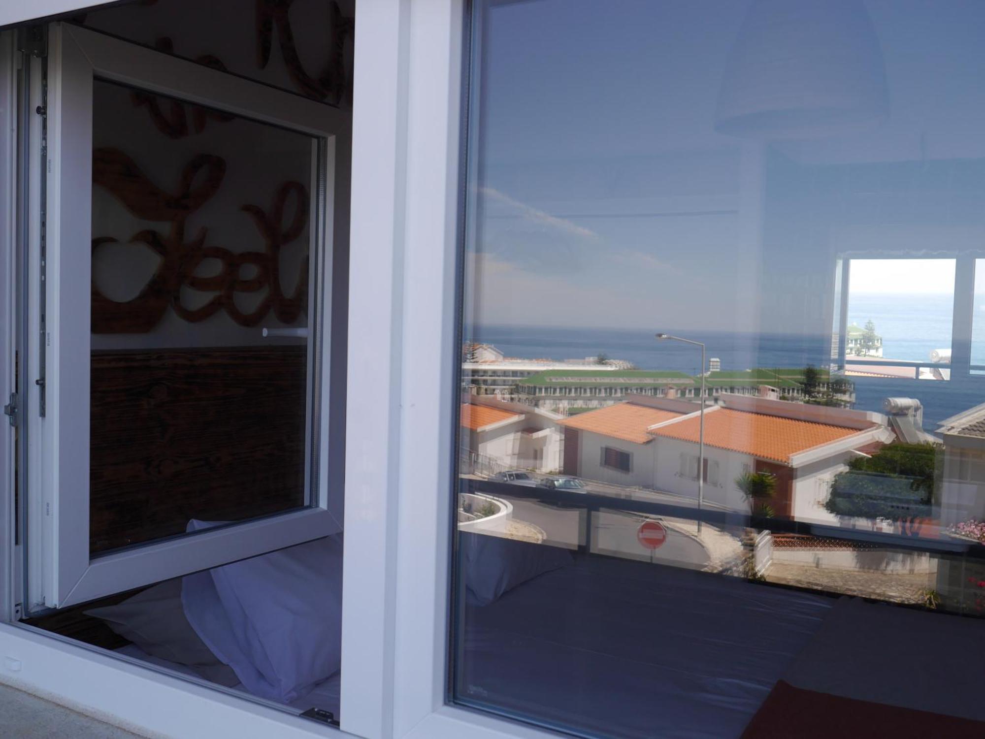 & Surfcamp 55 Hostel